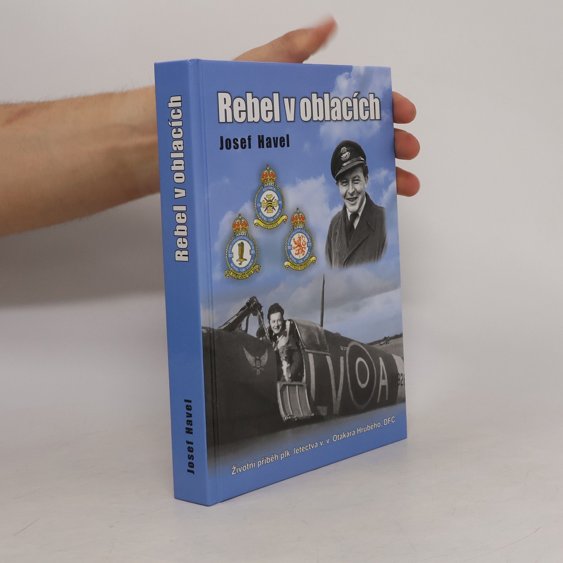 Josef Havel Rebel v oblacích