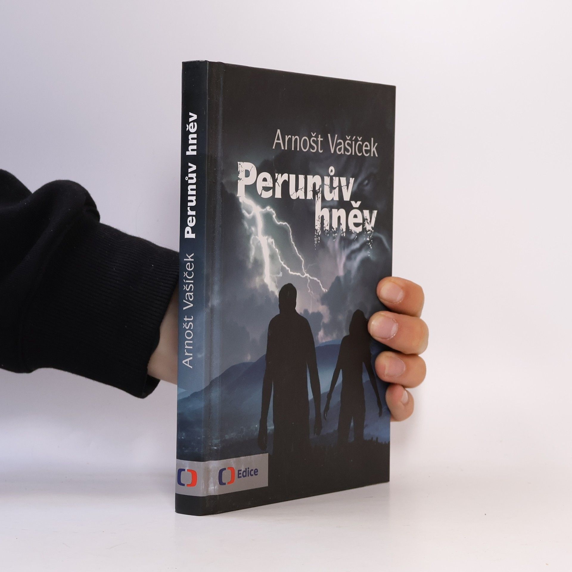 Arnošt Vašíček Perunův hněv