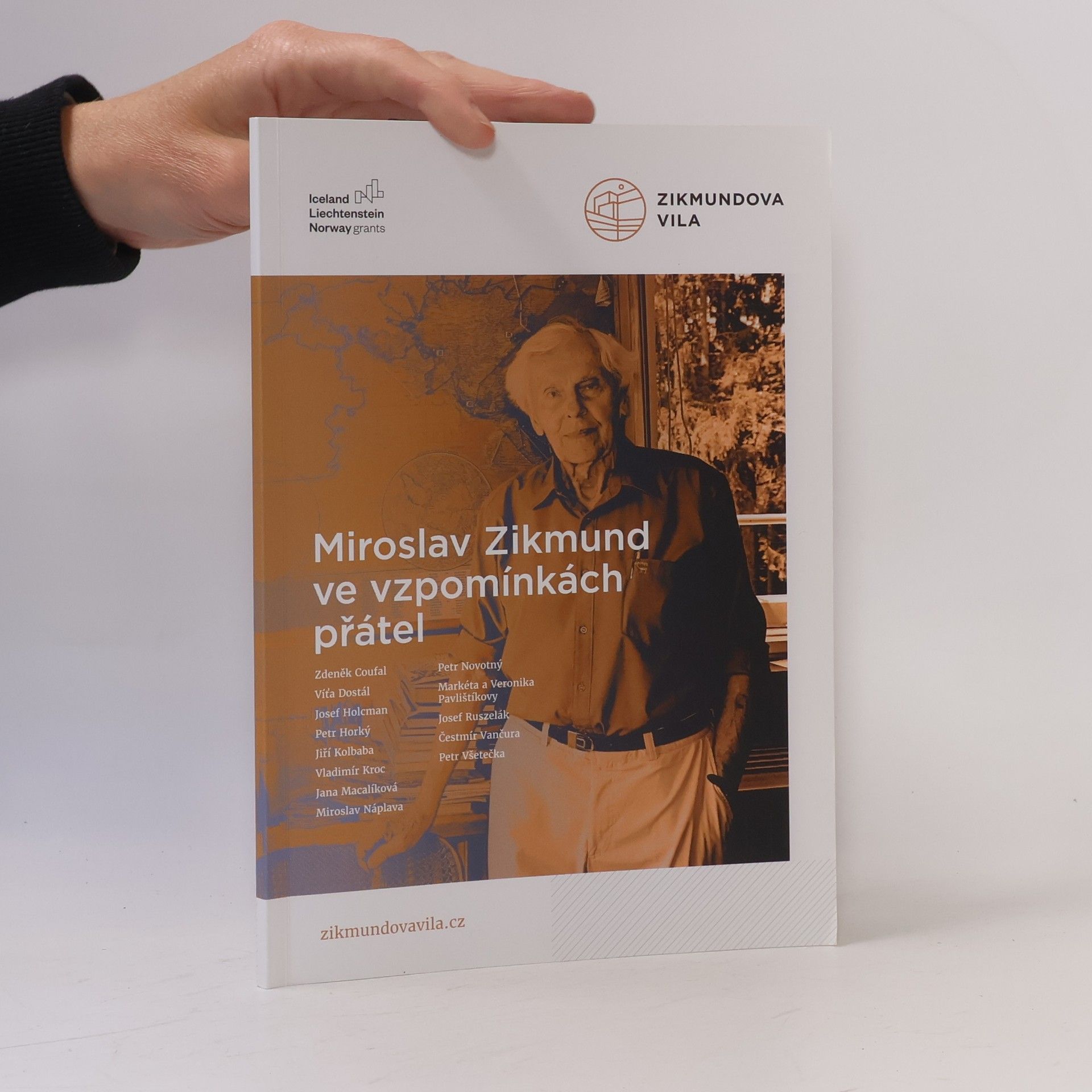 Various authors Zikmundova vila. Miroslav Zikmund ve vzpomínkách přátel
