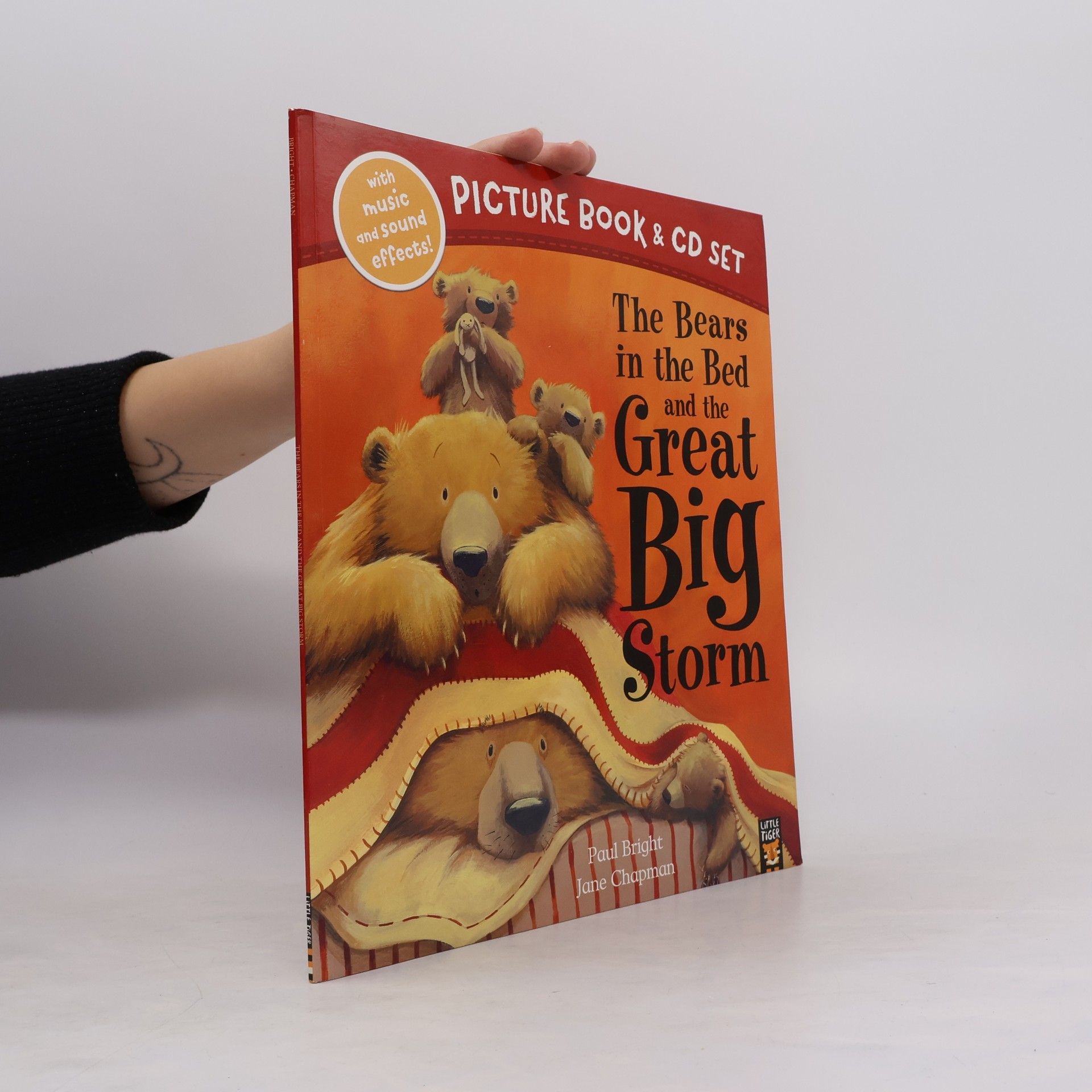 Paul Bright The Bears in the Bed and the Great Big Storm - Book & CD Set