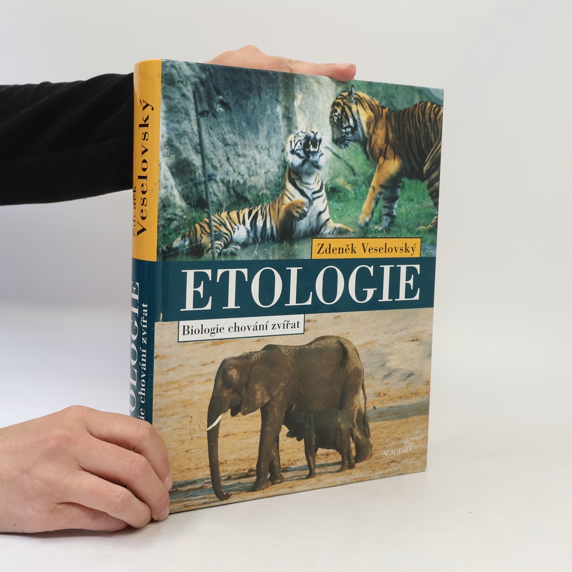 Zdeněk Veselovský Etologie : biologie chování zvířat