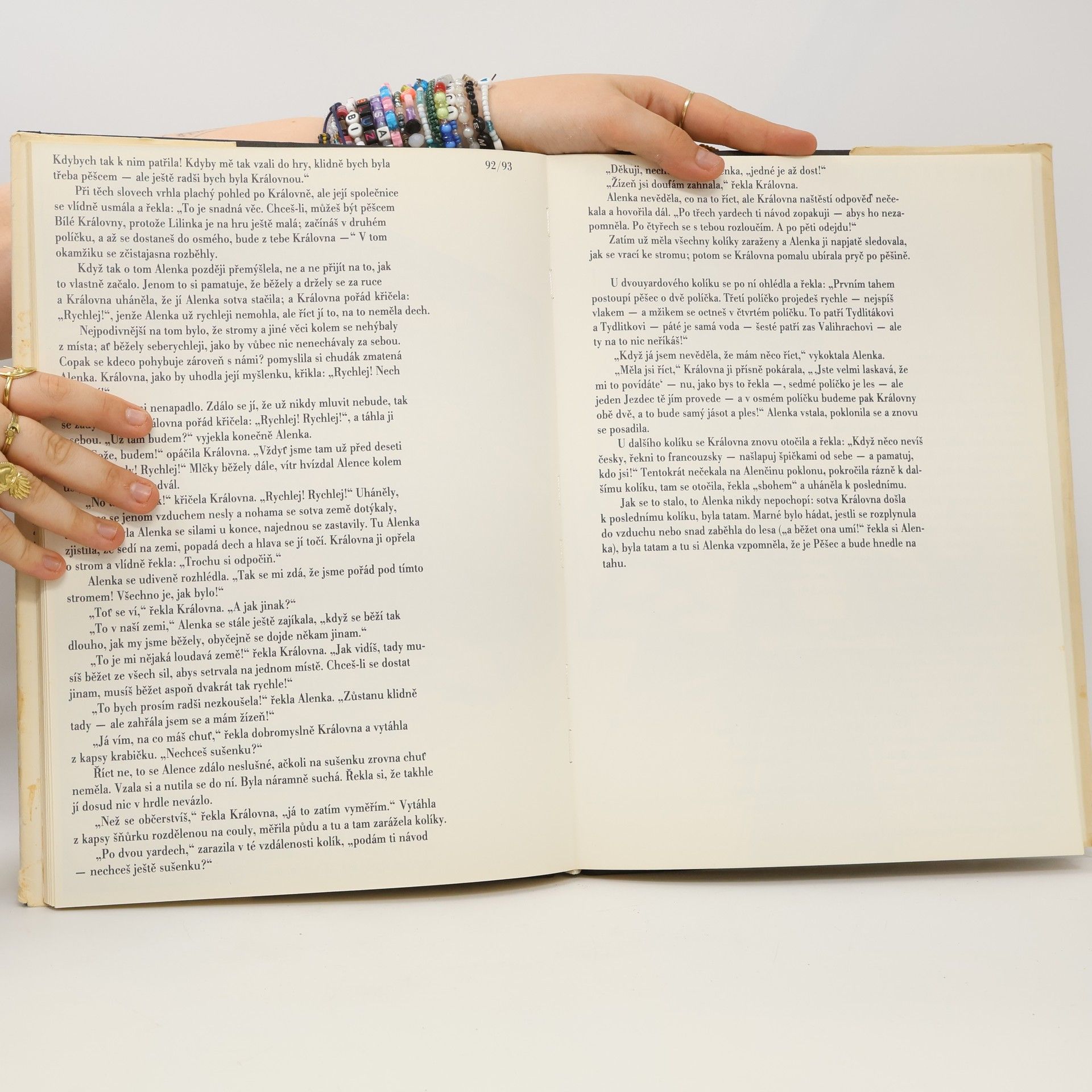 Lewis Carroll Alenka v kraji divů a za zrcadlem