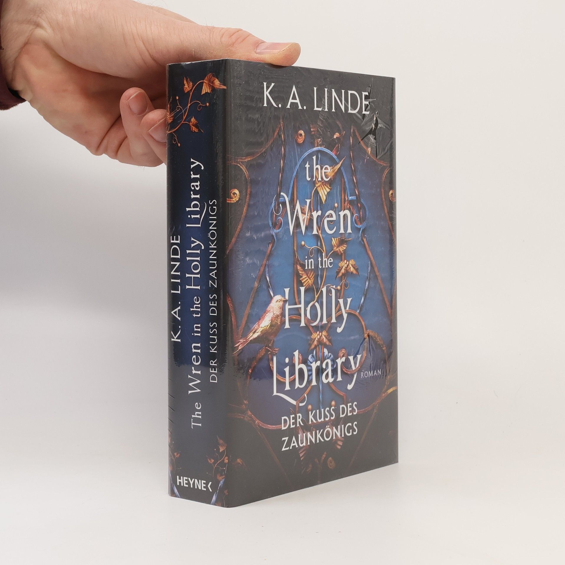 K. A. Linde The Wren in the Holly Library
