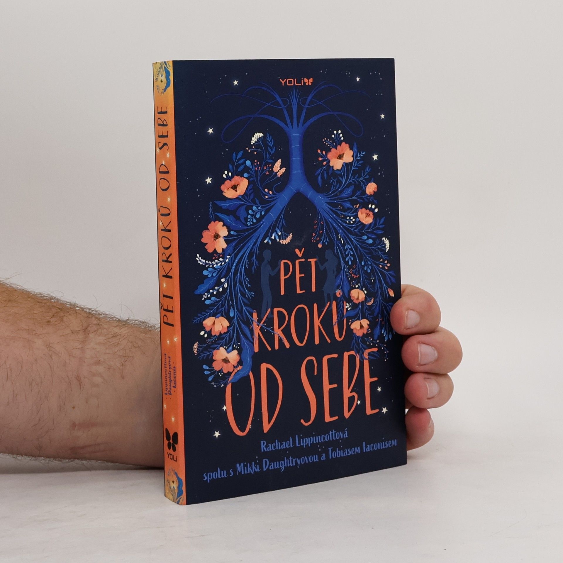 Rachael Lippincott Pět kroků od sebe