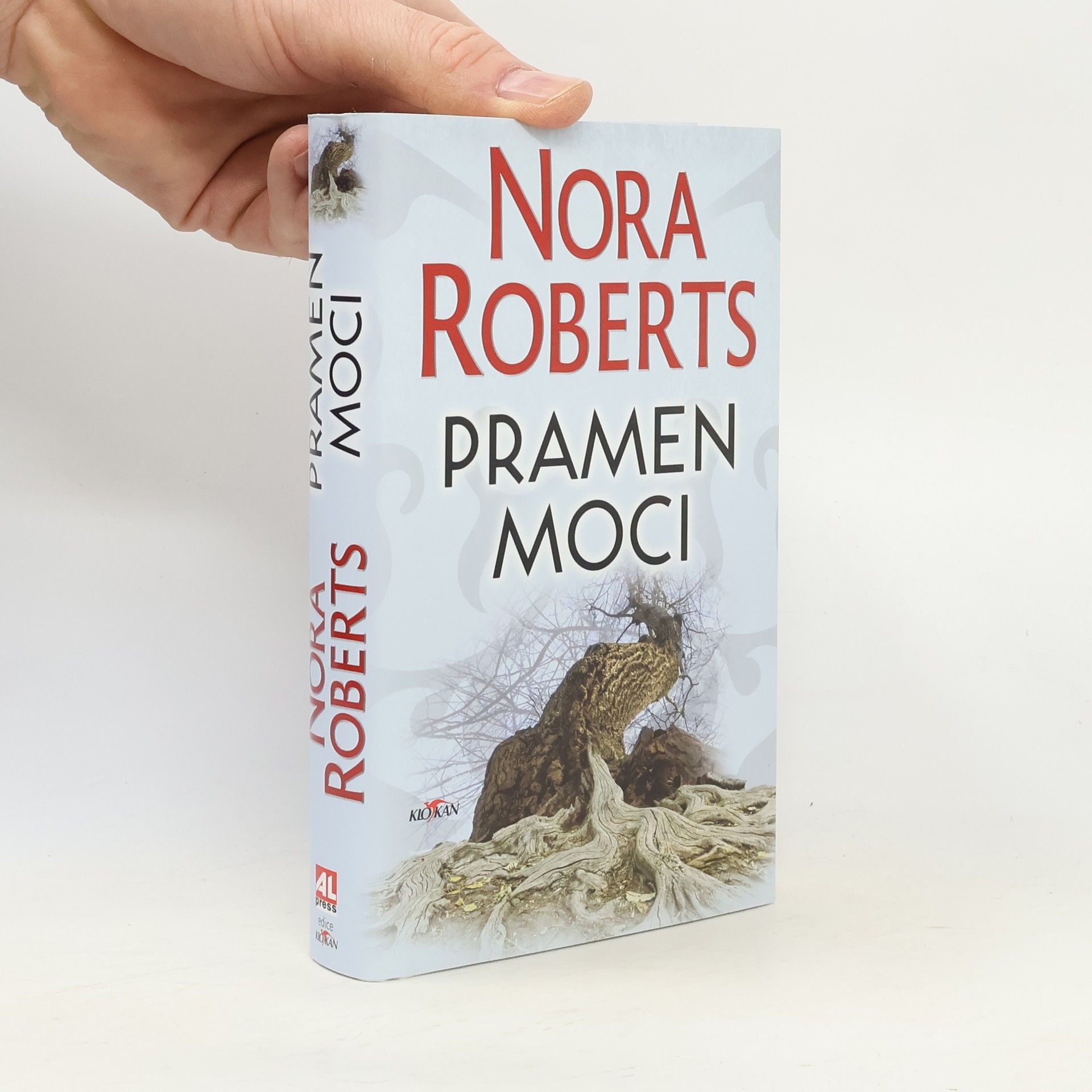 Nora Roberts Pramen moci
