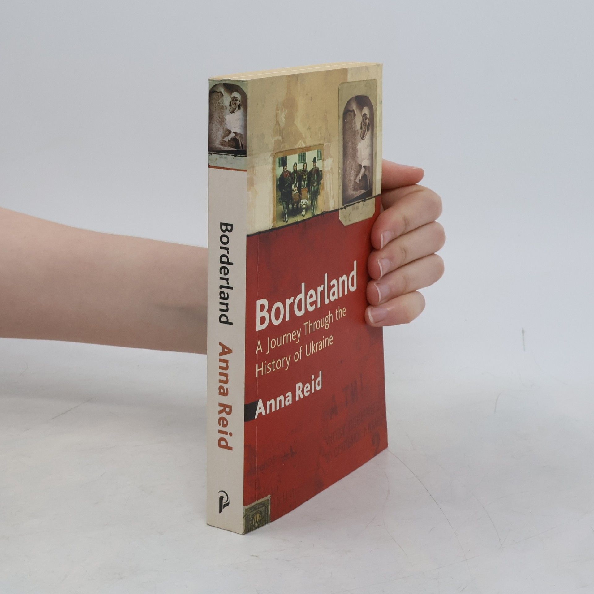 Anna Reid Borderland