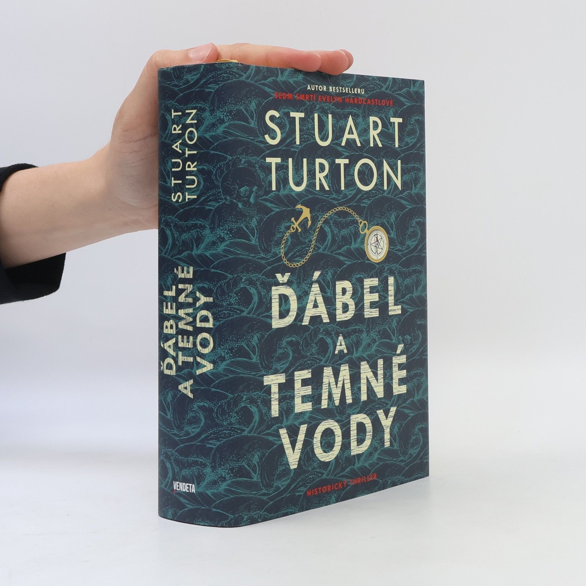 Stuart Turton Ďábel a temné vody