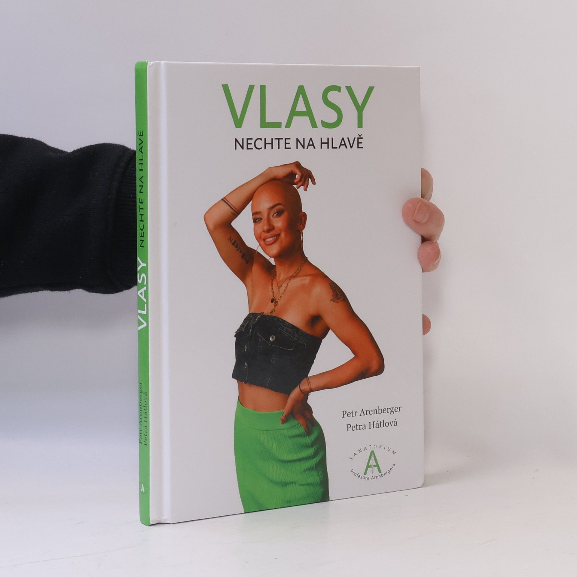 Vlasy – Nechte na hlavě