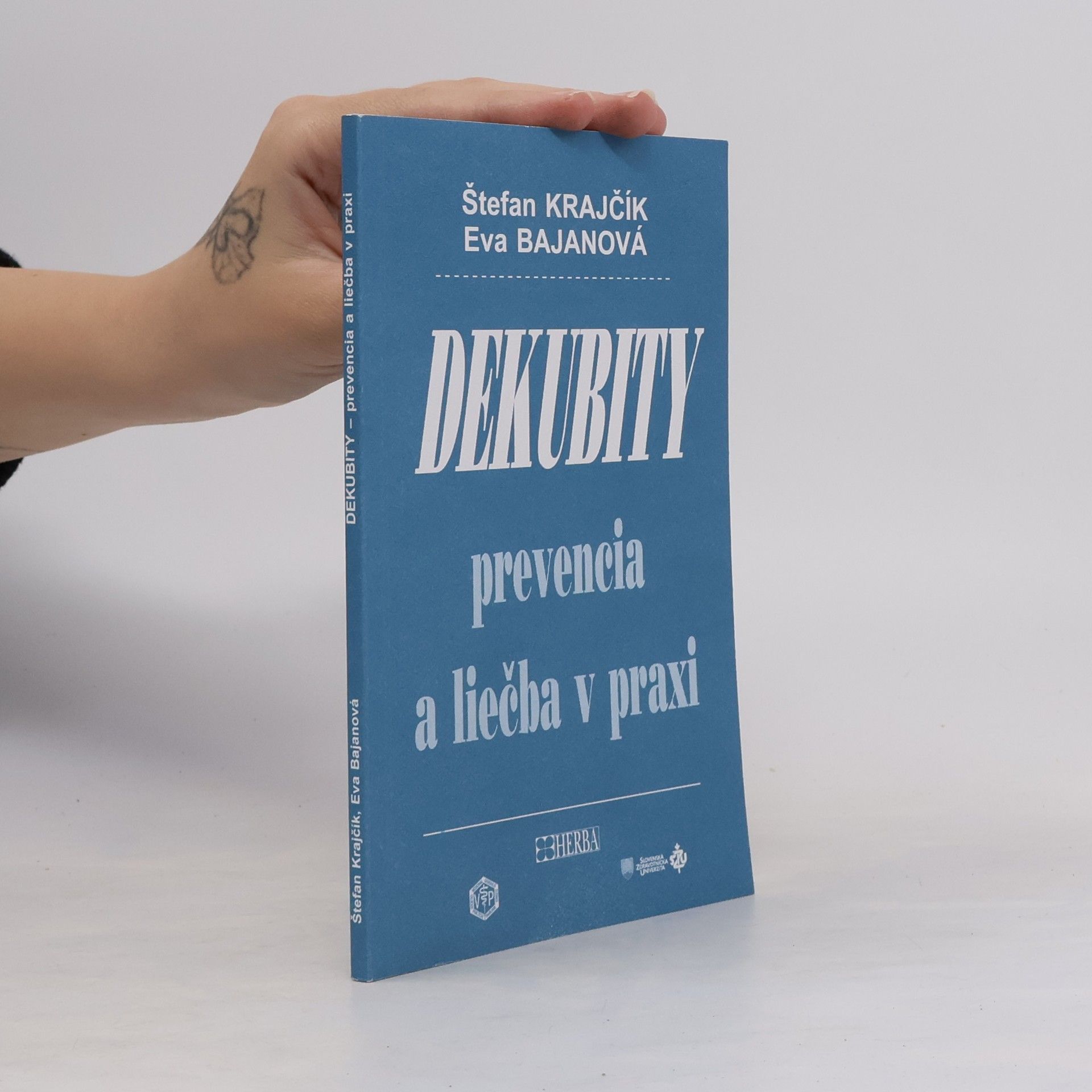 Eva Bajanová Dekubity prevencia a liečba v praxi