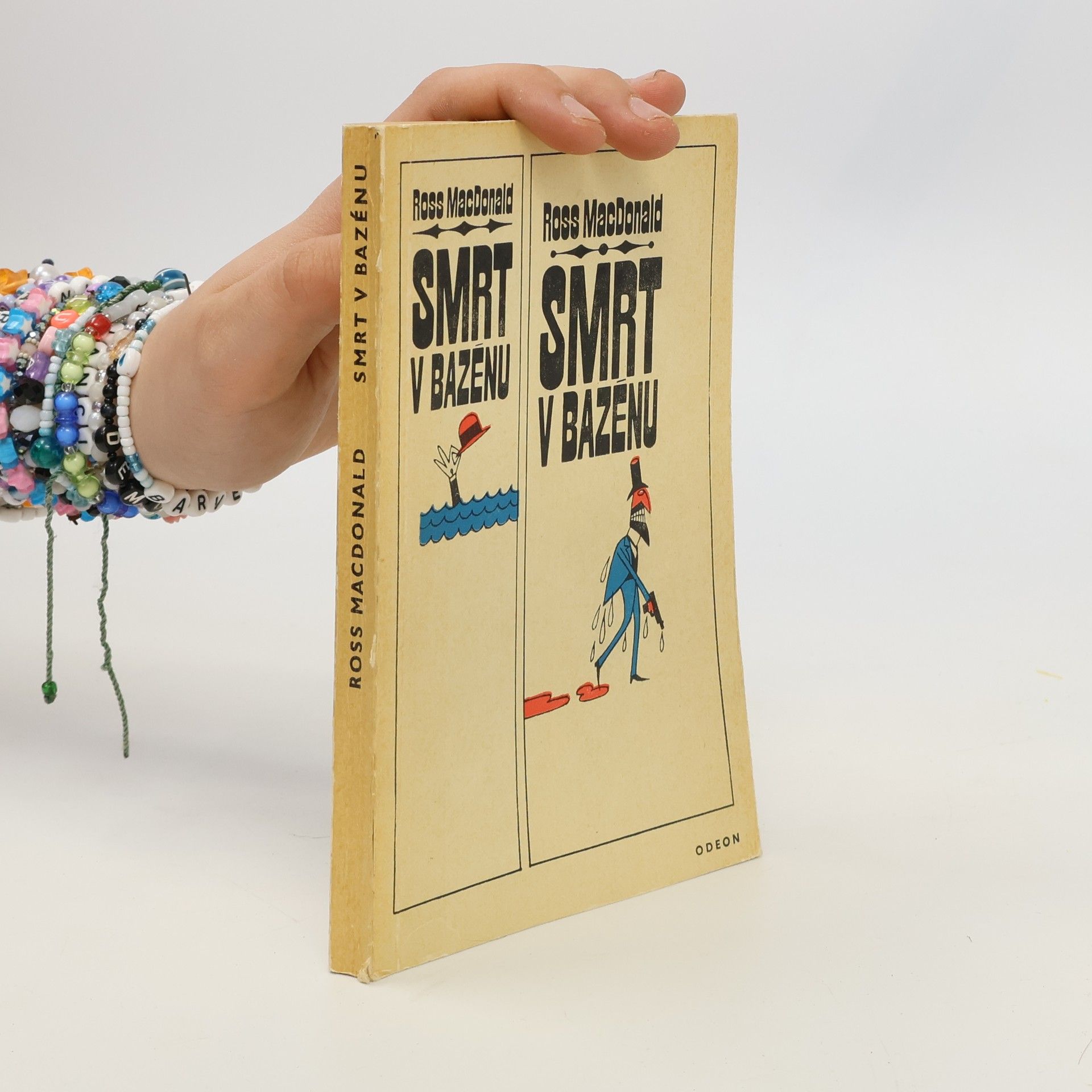 Ross Macdonald Smrt v bazénu