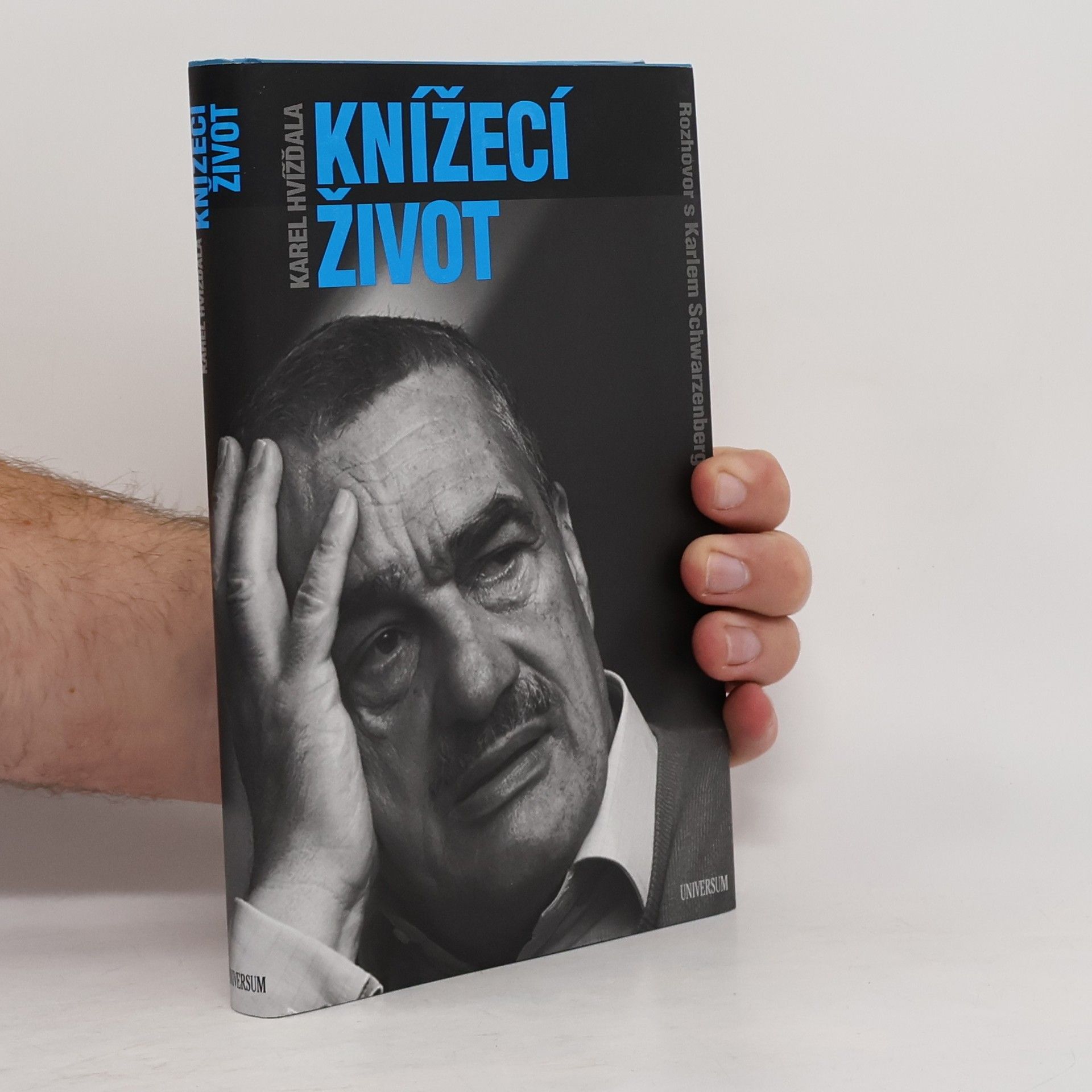 Karel Hvížďala Knížecí život