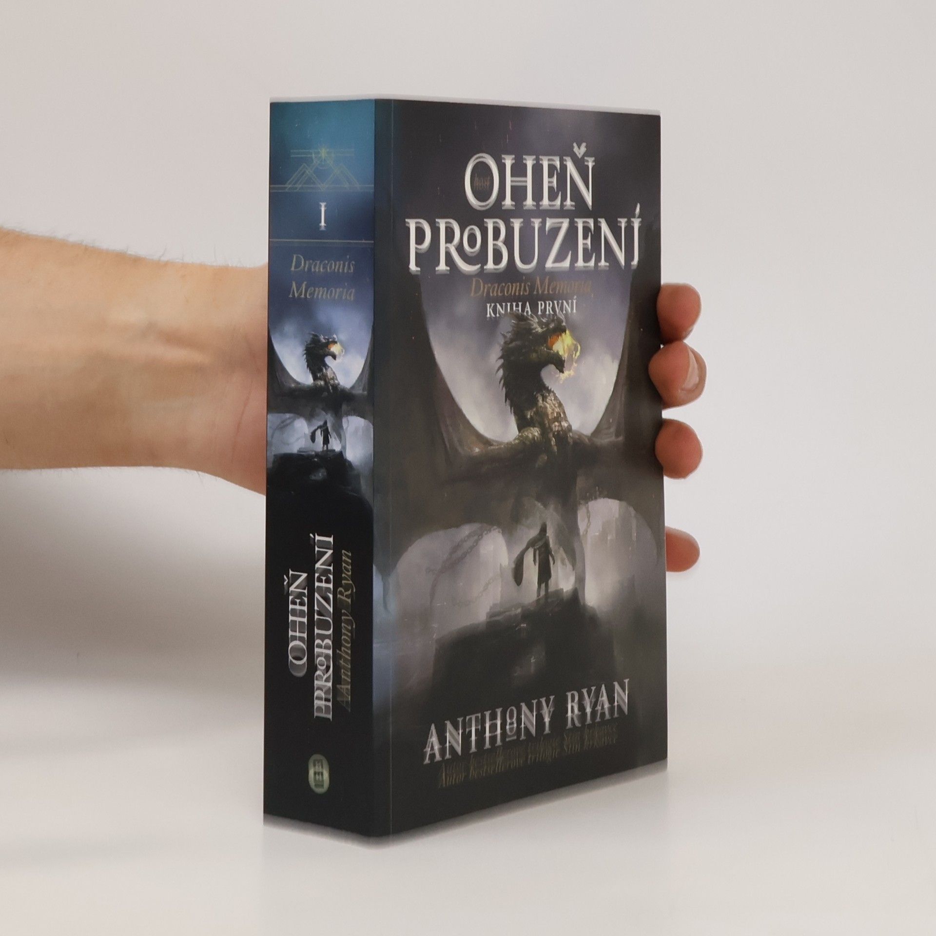 Anthony Ryan Oheň probuzení