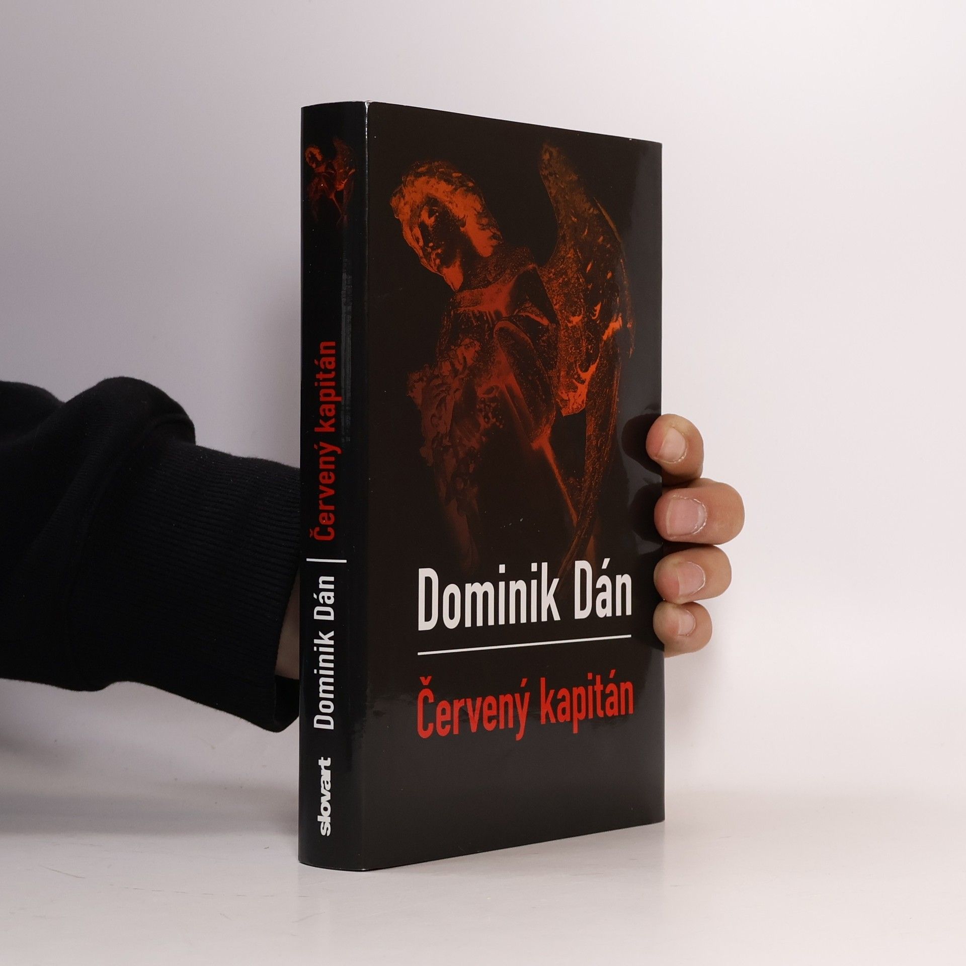 Dominik Dán Červený kapitán