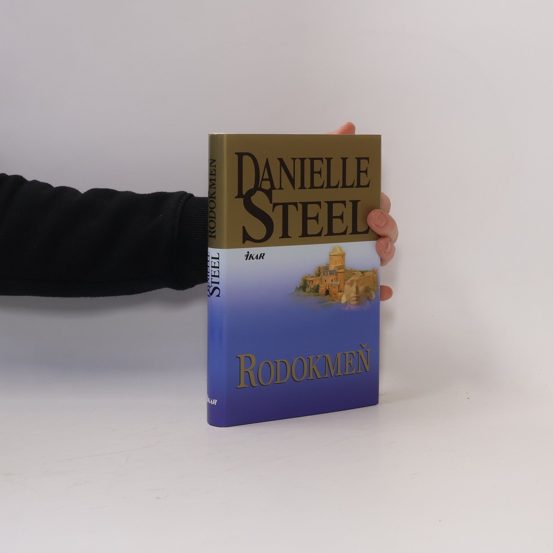 Danielle Steel Rodokmeň