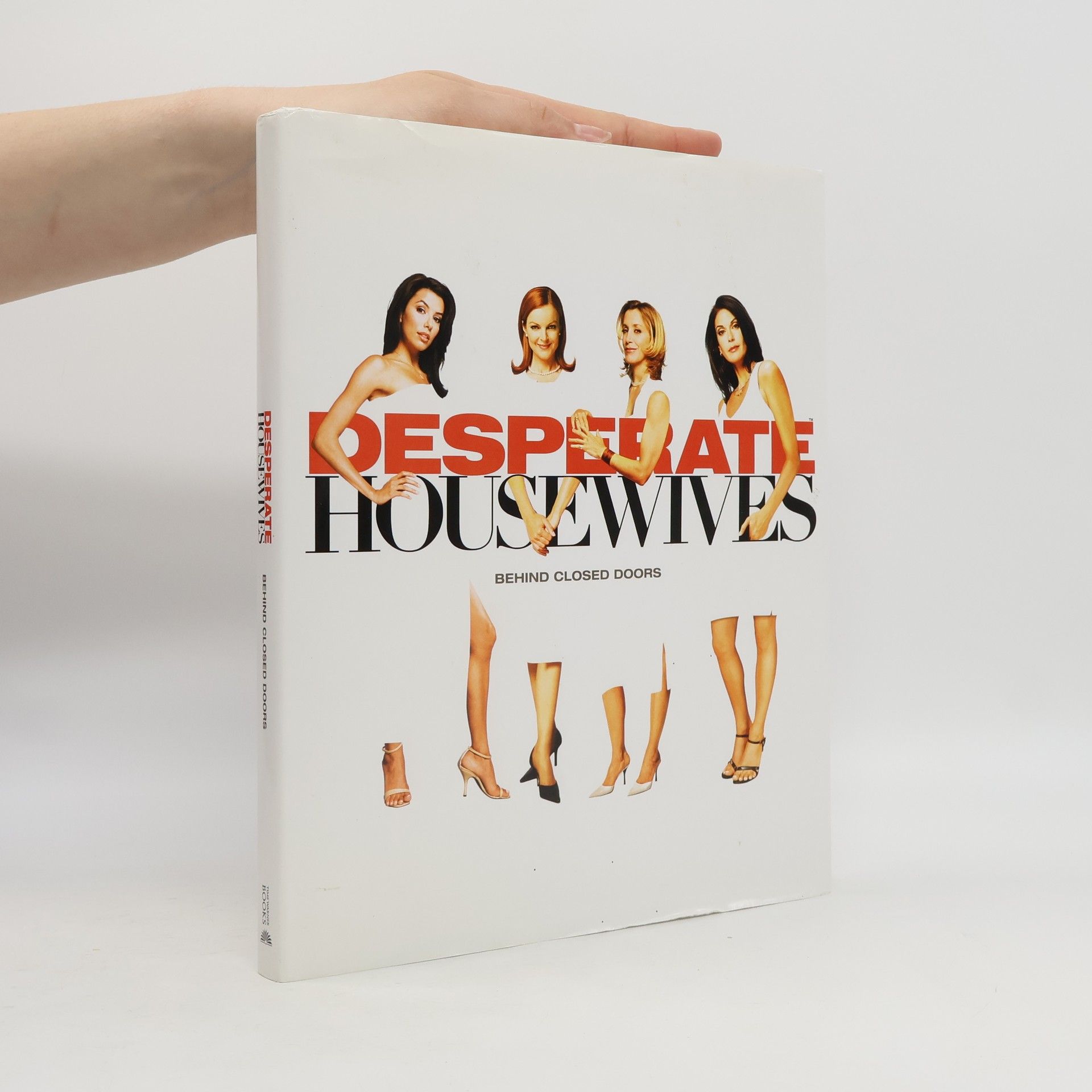 Various authors Desperate housewives - Behind closed doors
