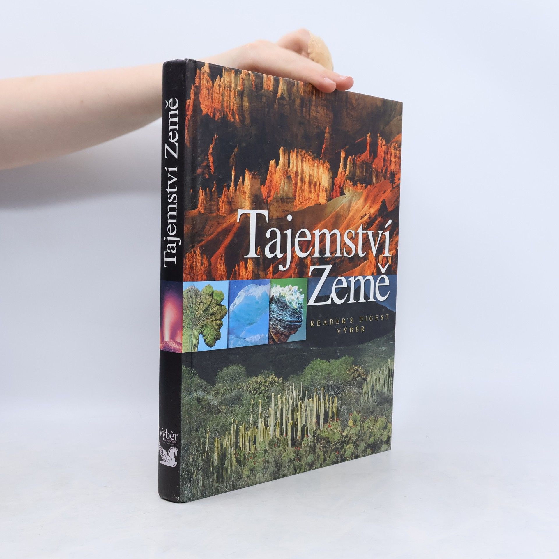 Collectif d'auteurs Tajemství Země