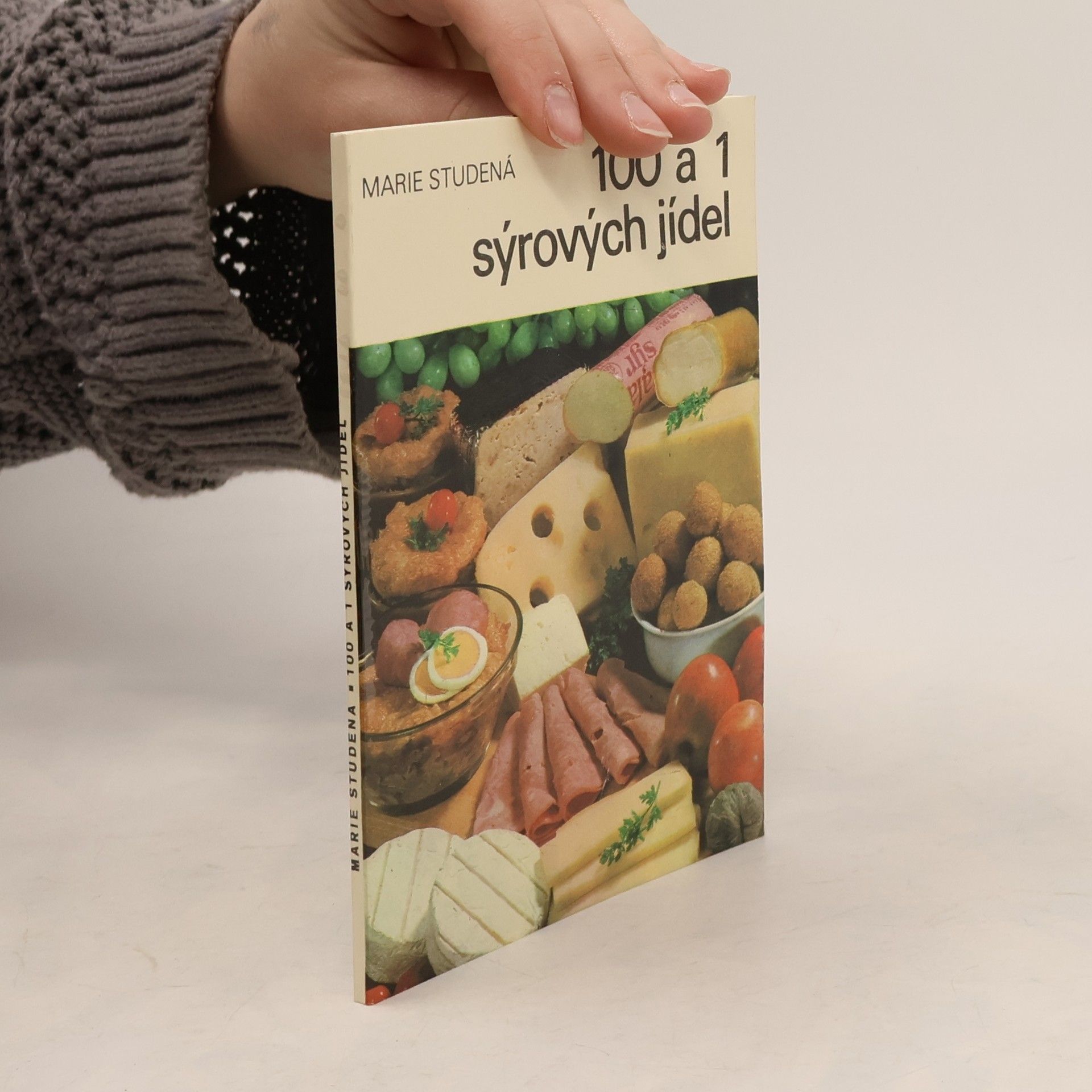 Marie Studená 100 a 1 sýrových jídel