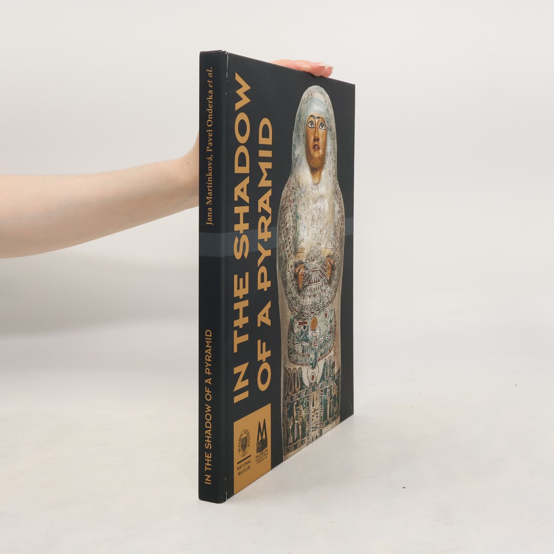 Hana Navratilová In the shadow of a pyramid: the Egyptian collection of L.V. Holzmaister