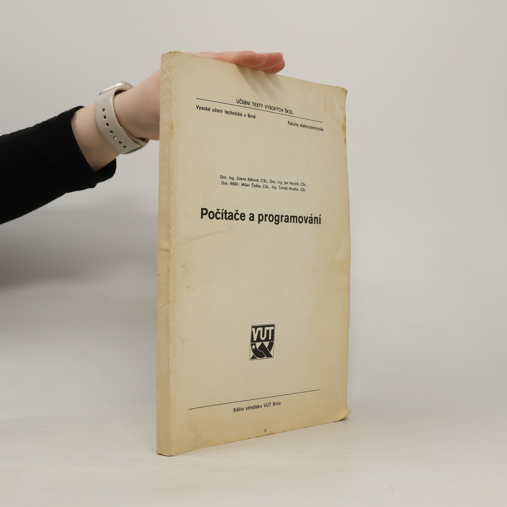 Various authors Počítače a programování
