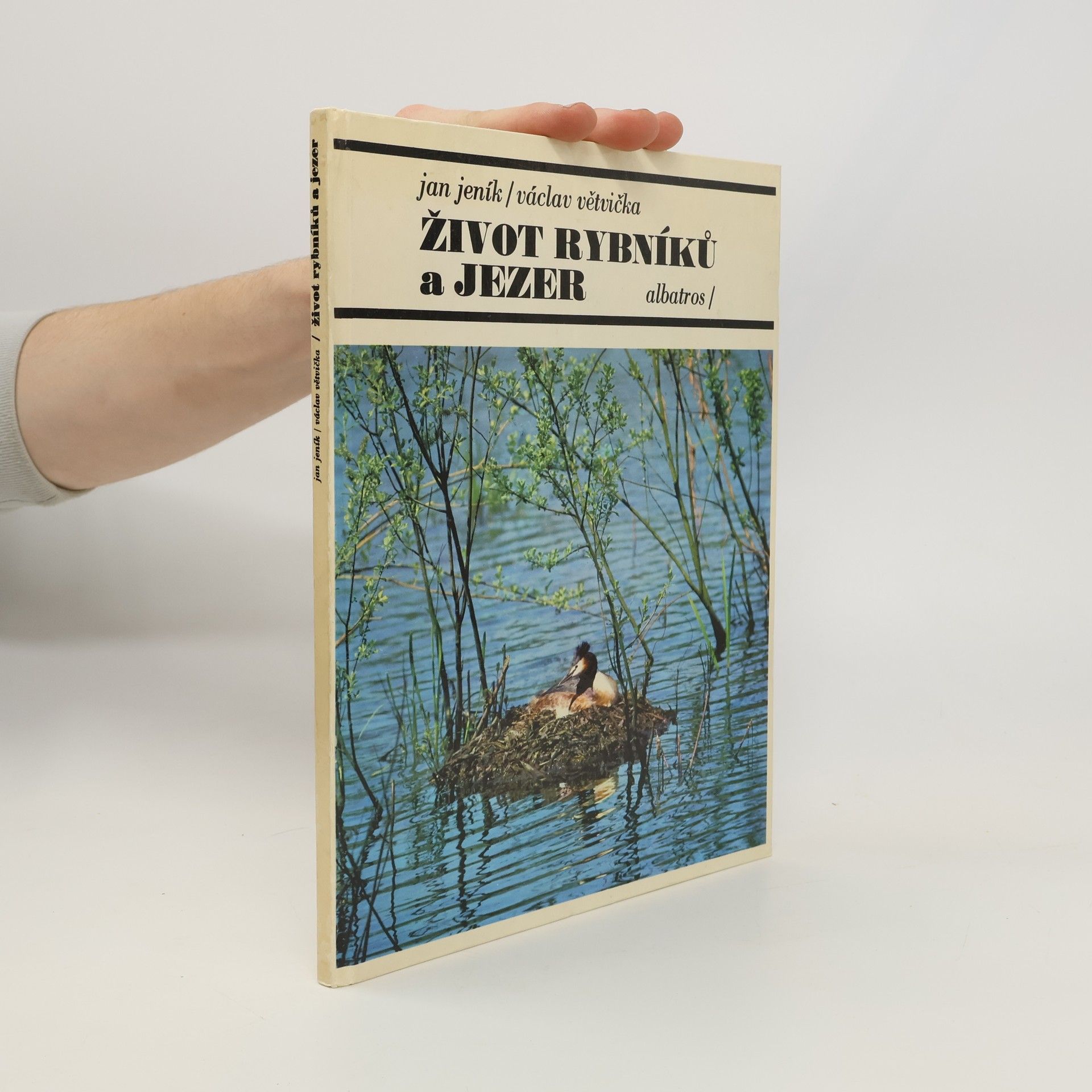 Život rybníků a jezer