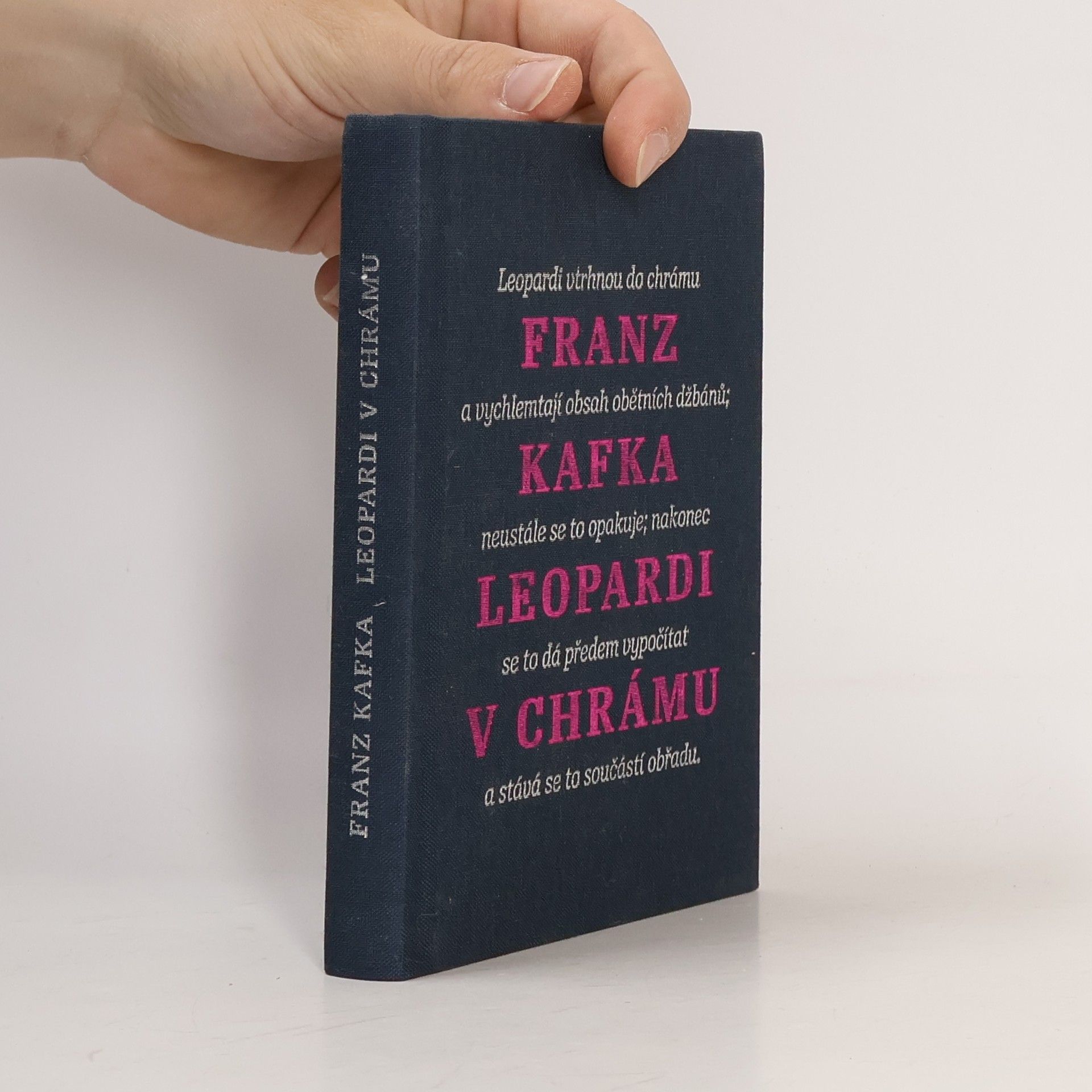 Pavel Eisner Leopardi v chrámu