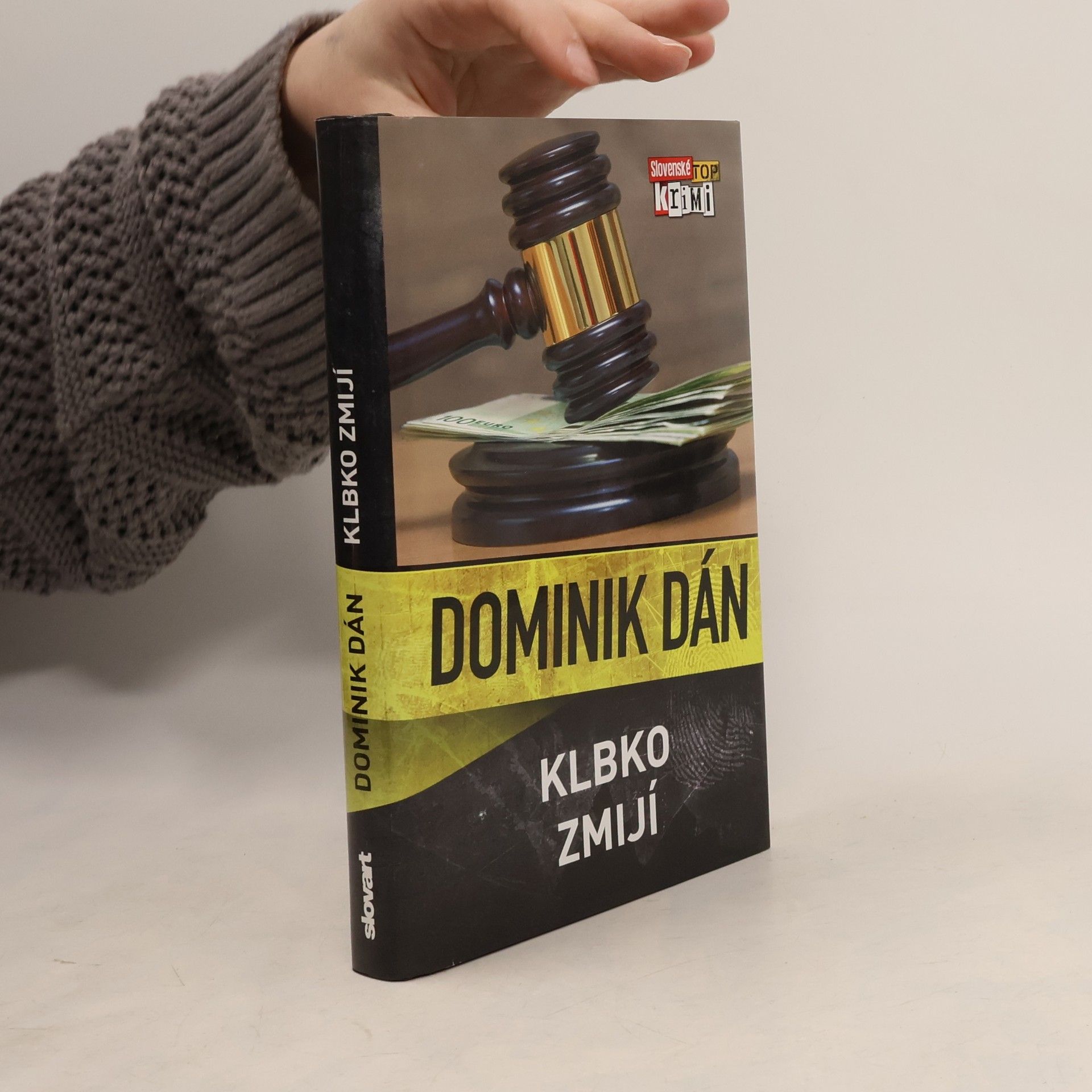 Dominik Dán Klbko zmijí