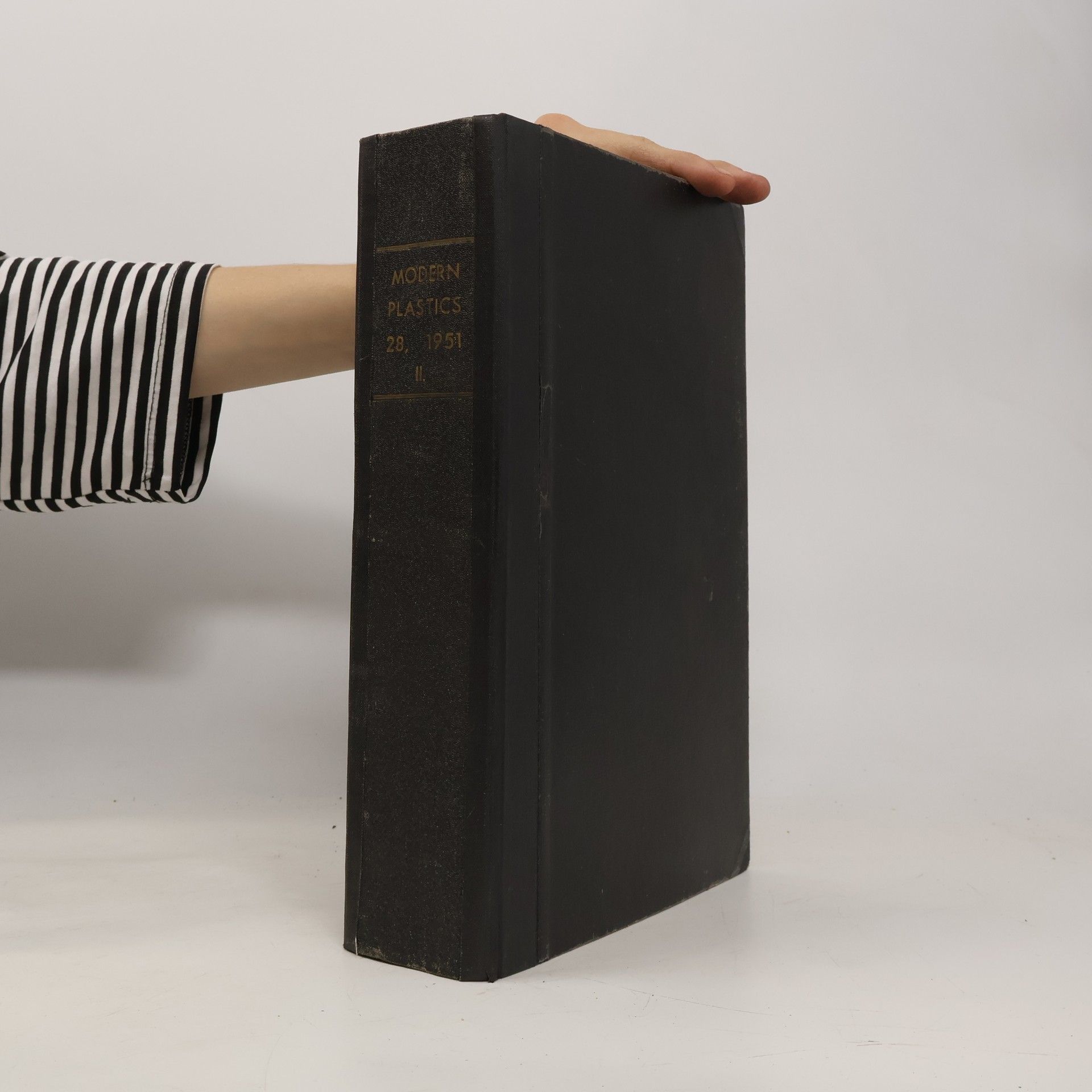 Collectif d'auteurs Modern Plastics 28. II