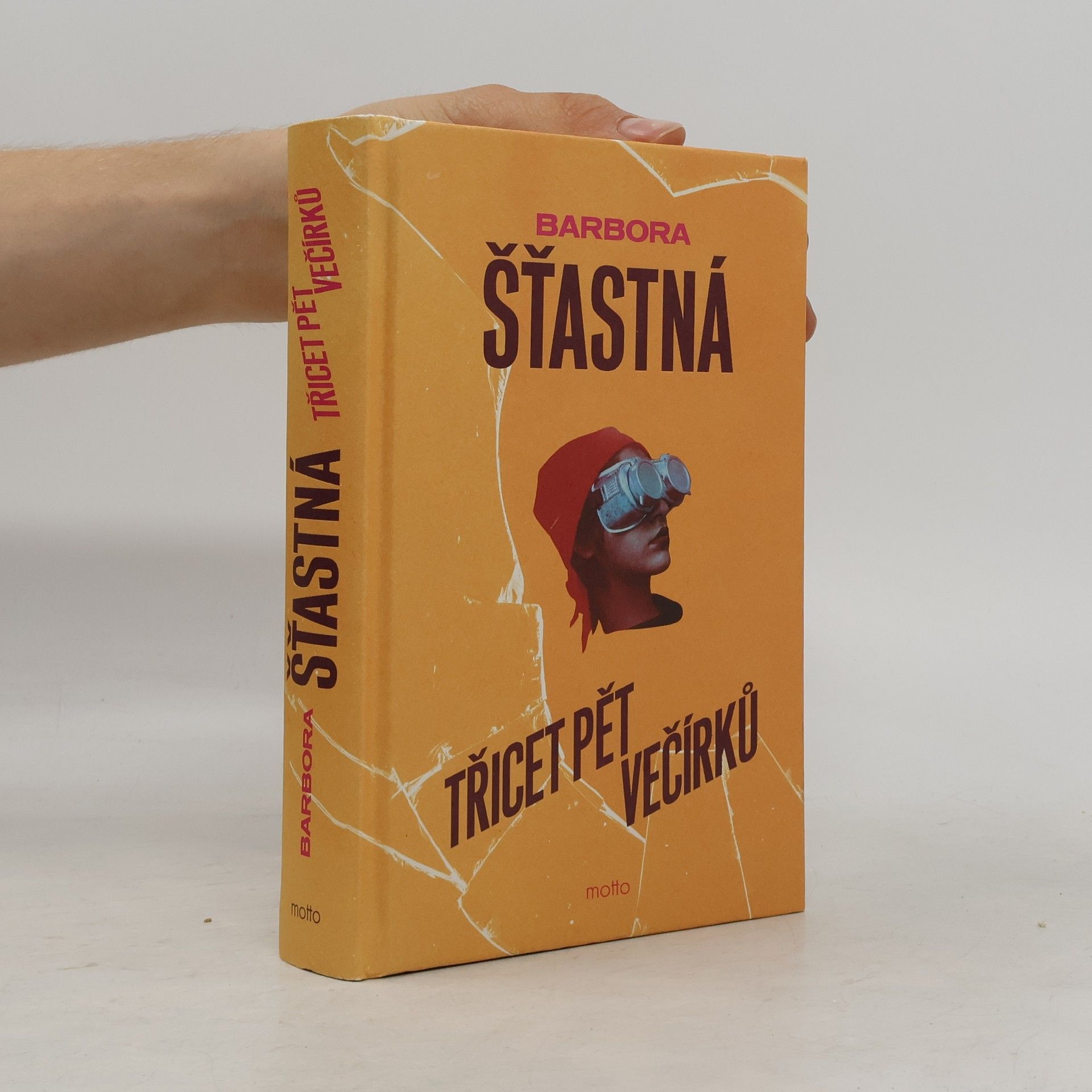 Barbora Šťastná Třicet pět večírků