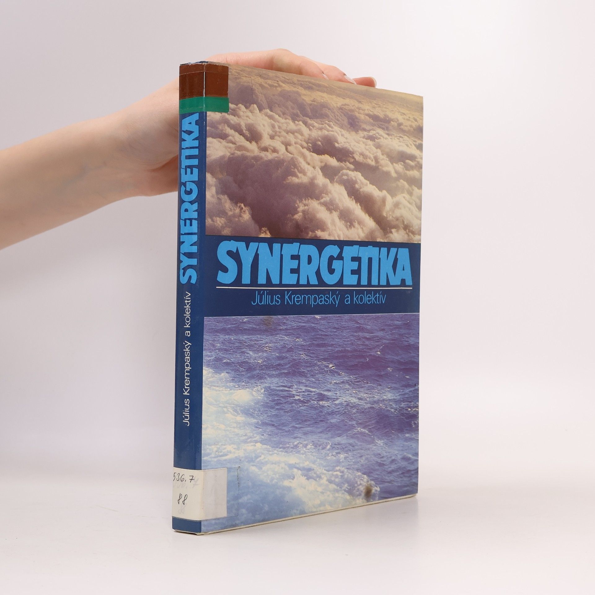 Július Krempaský Synergetika. V astrofyzike, chémii, biológii, ekológii, medicíne, ekonómii a v sociológii
