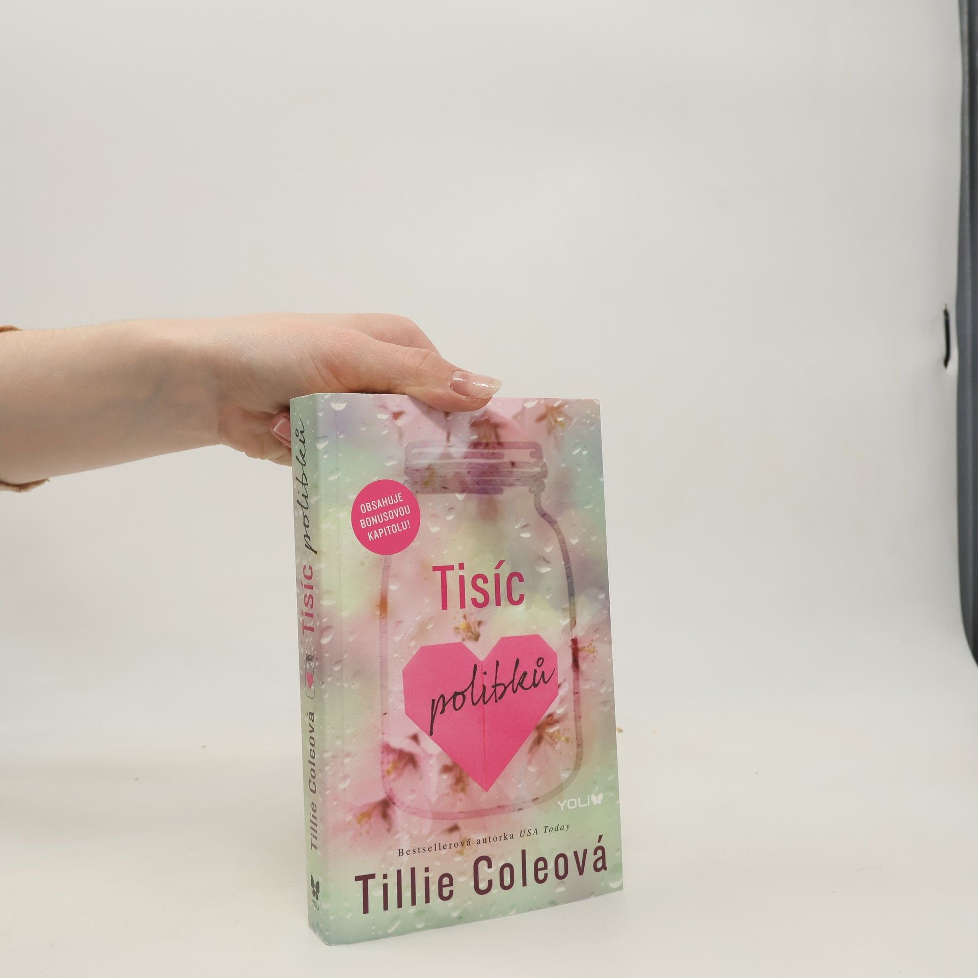 Tillie Cole Tisíc polibků