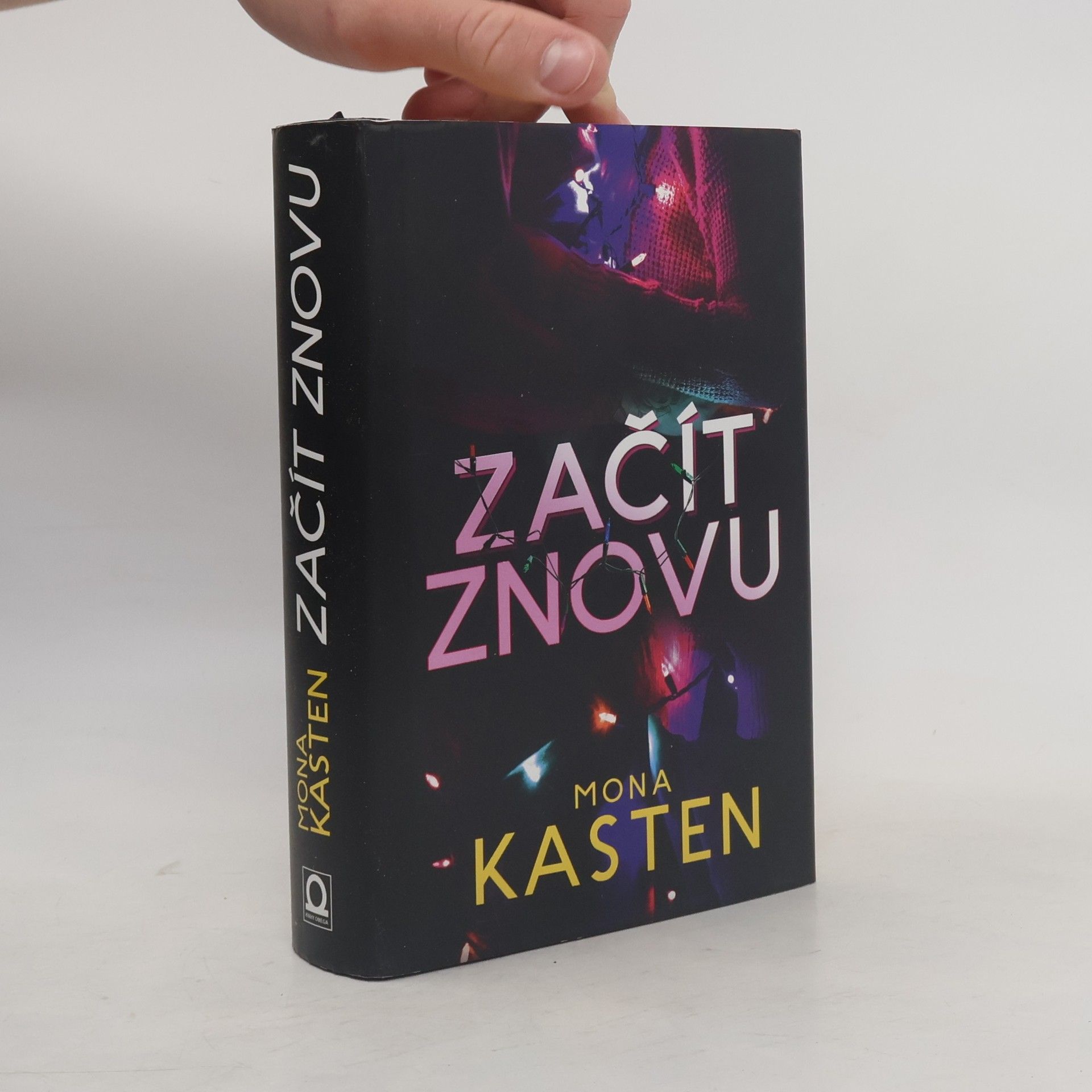 Mona Kasten Začít znovu