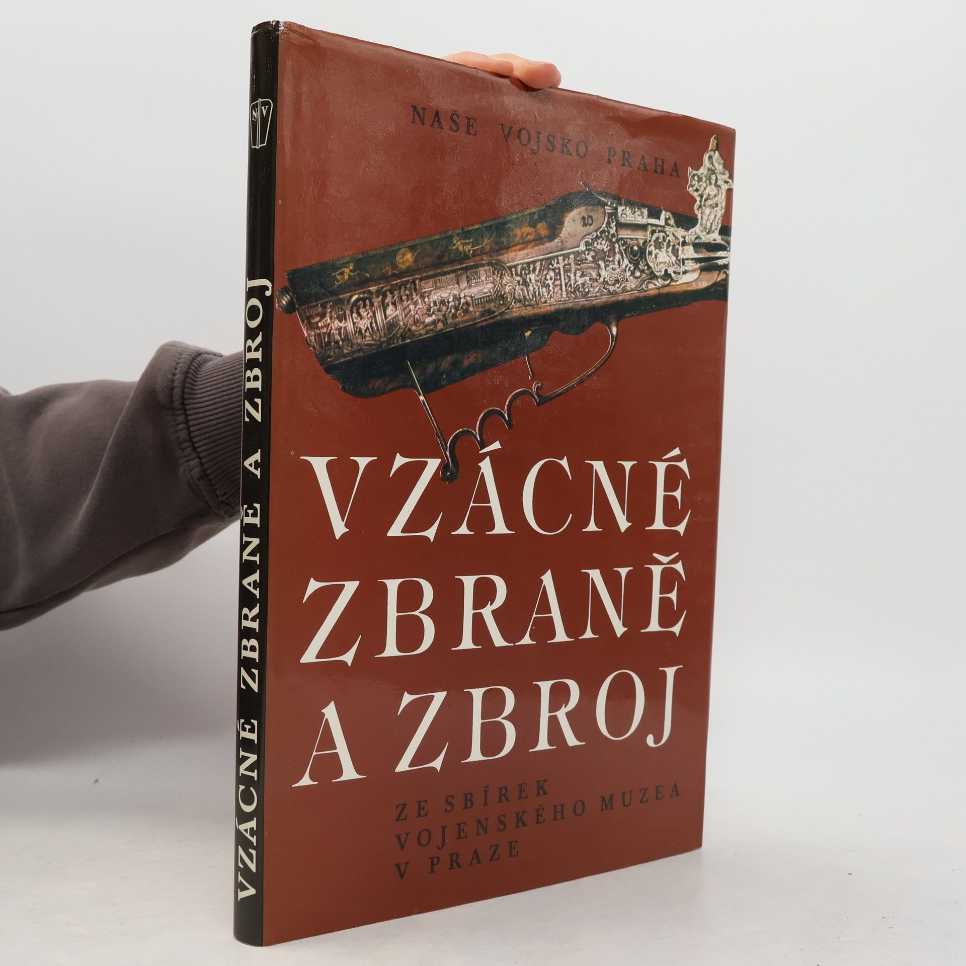 Vladimír Dolínek Vzácné zbraně a zbroj