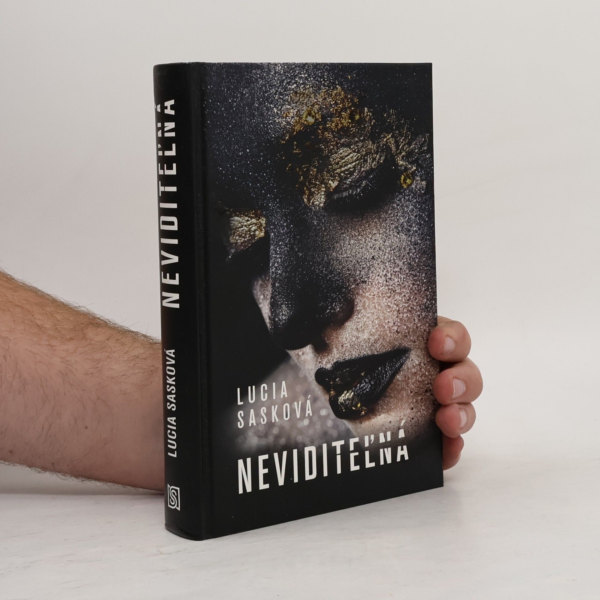 Lucia Sasková Neviditeľná