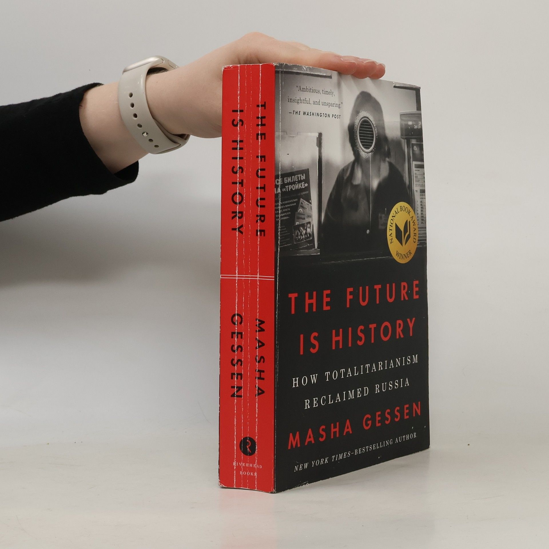 Mas a. Gessen The Future Is History