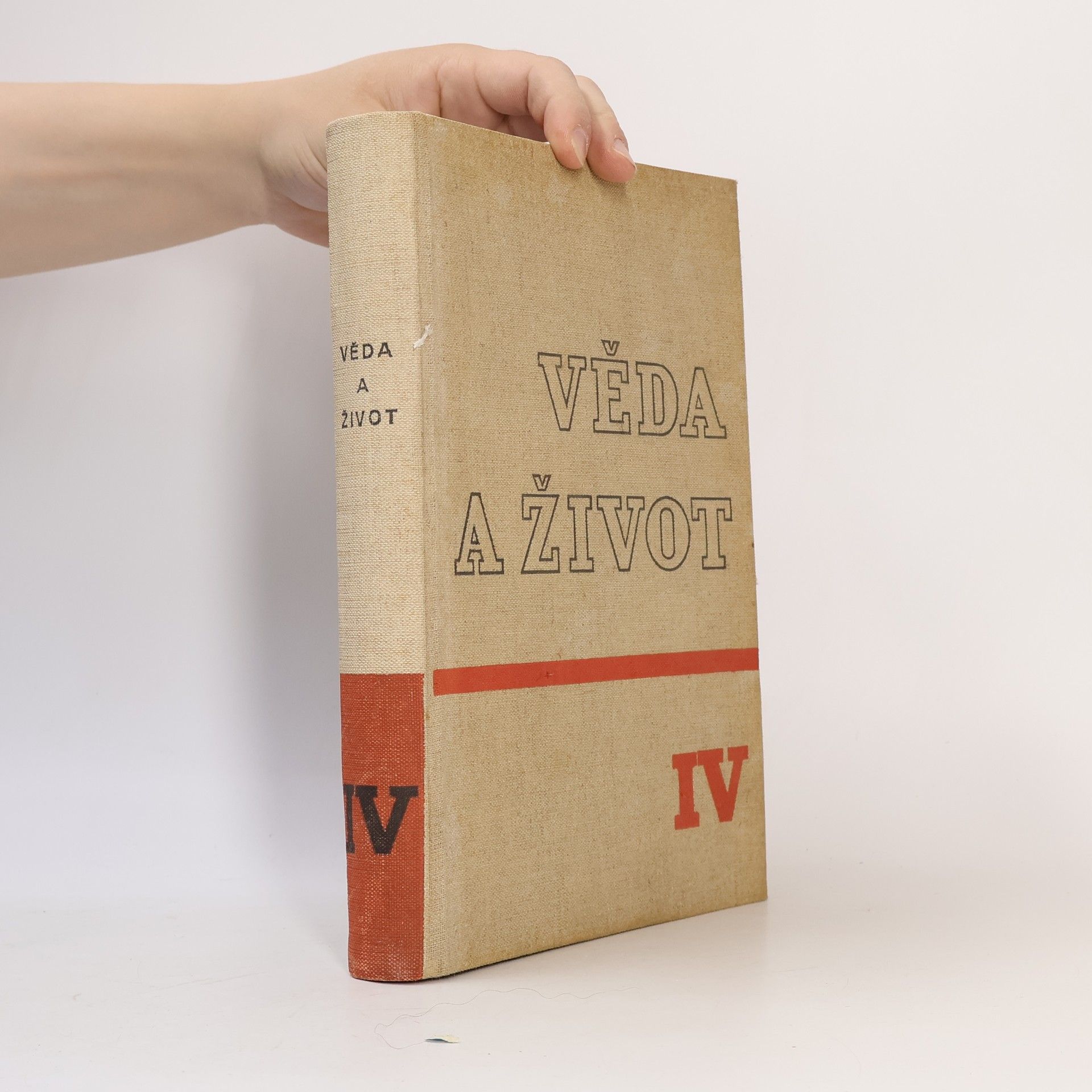 Auteurscollectief Věda a život IV.