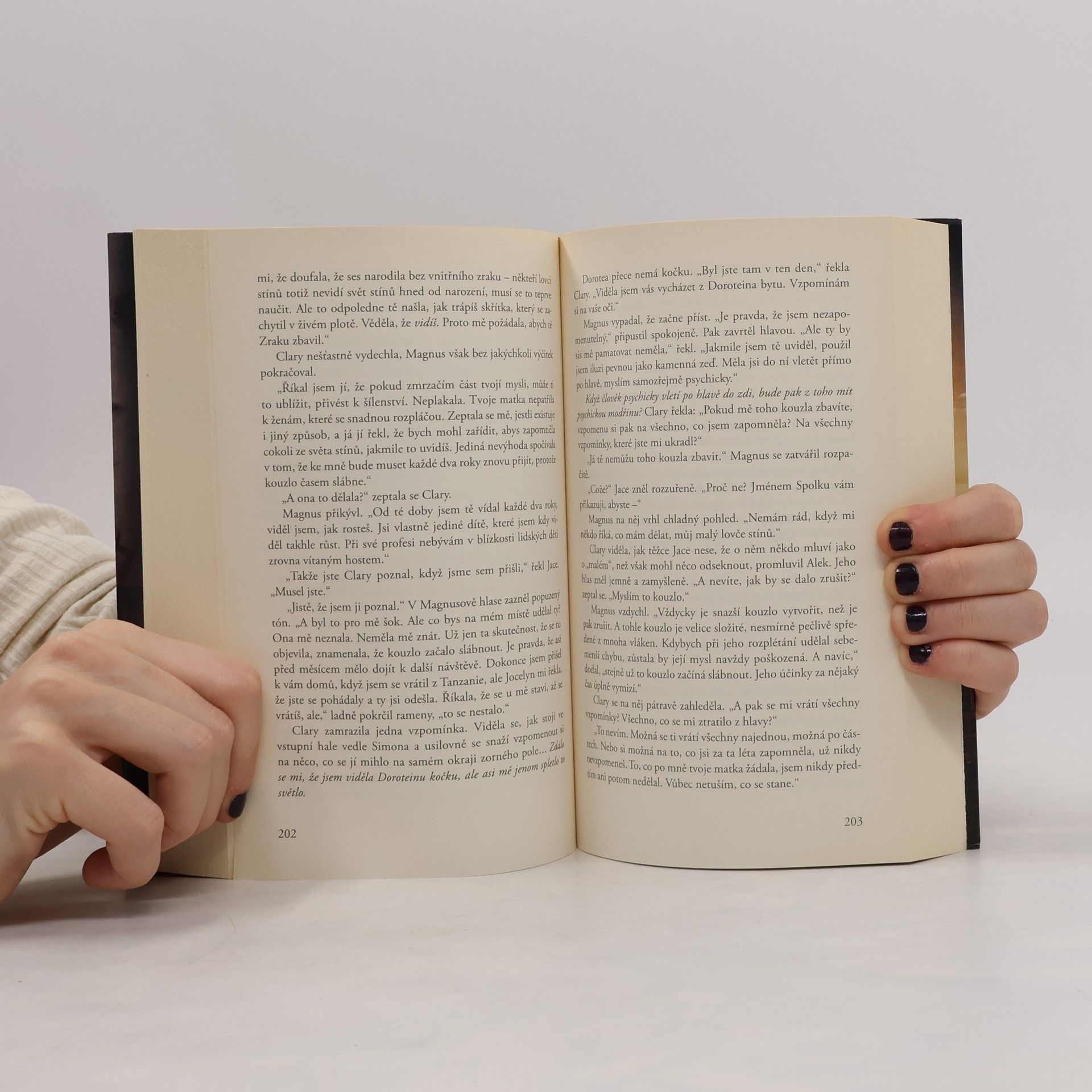Cassandra Clare Nástroje smrti 1: Město z kostí