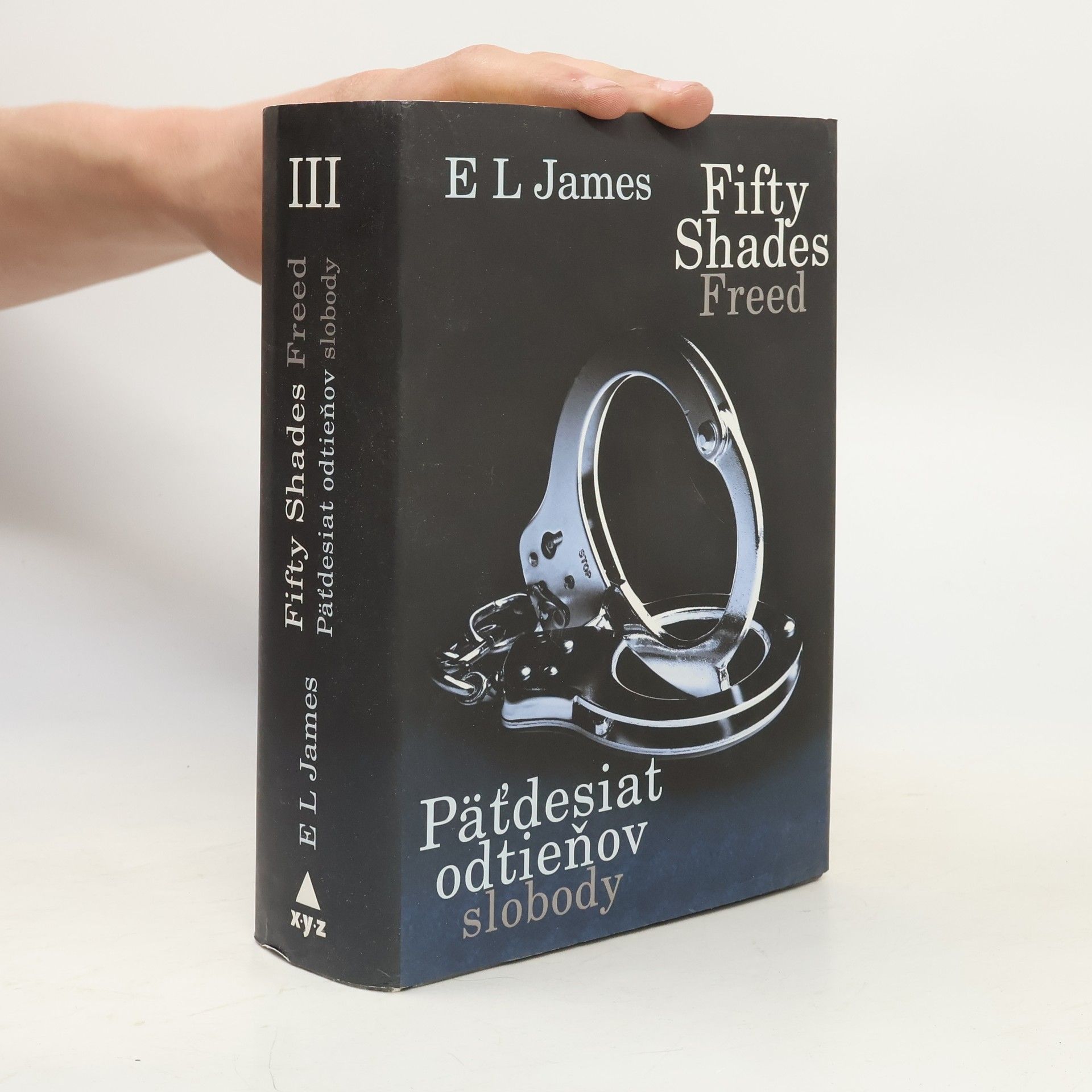 E. L. James Päťdesiat odtieňov slobody