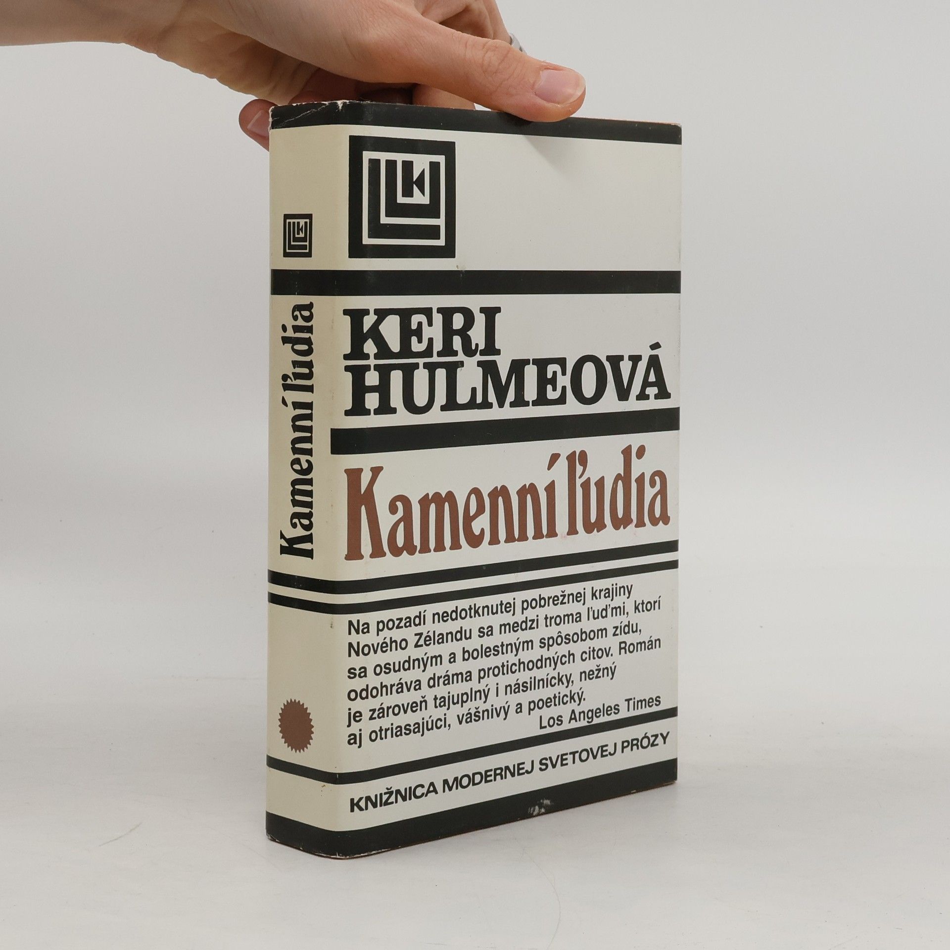 Keri Hulme Kamenní ľudia