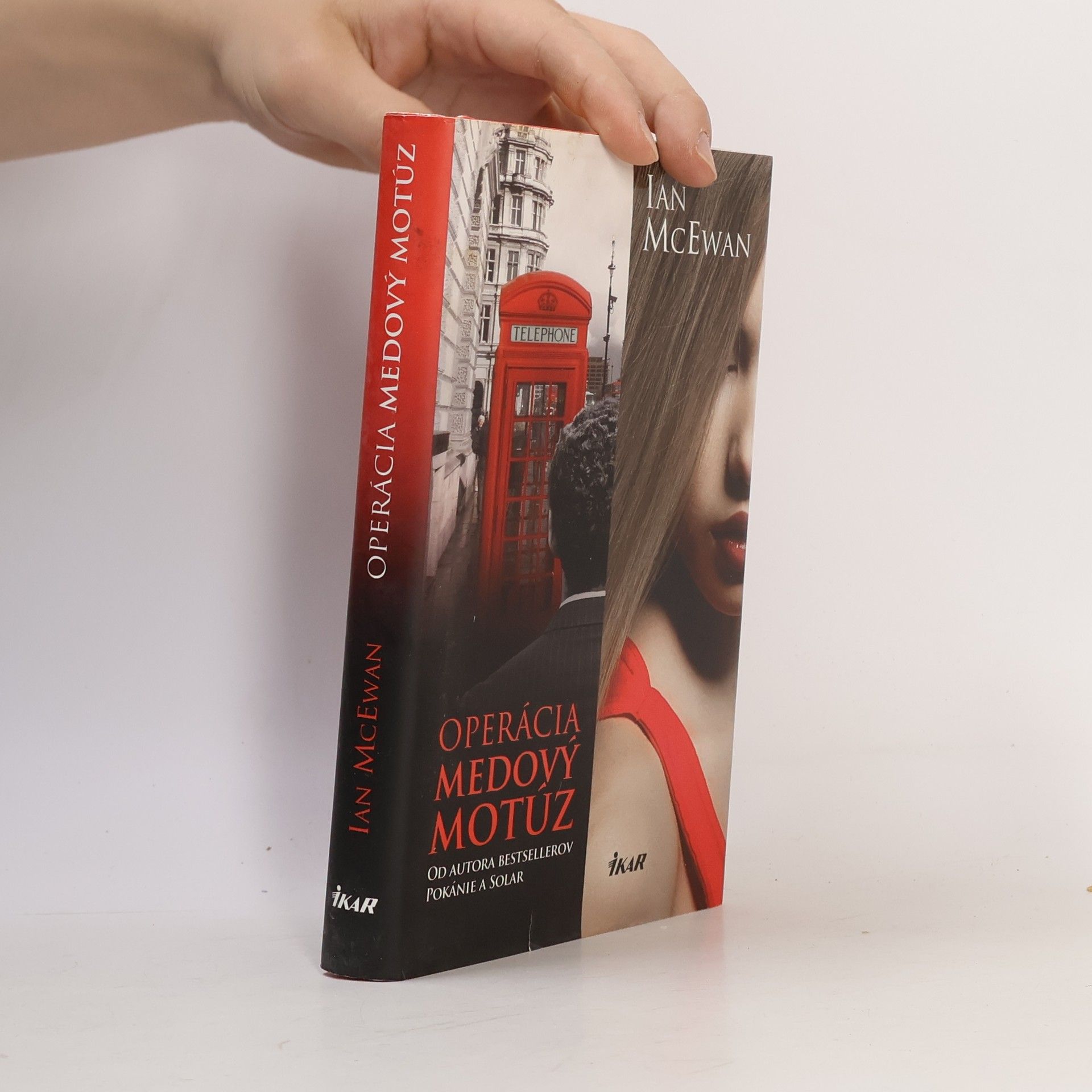 Ian McEwan Operácia Medový motúz