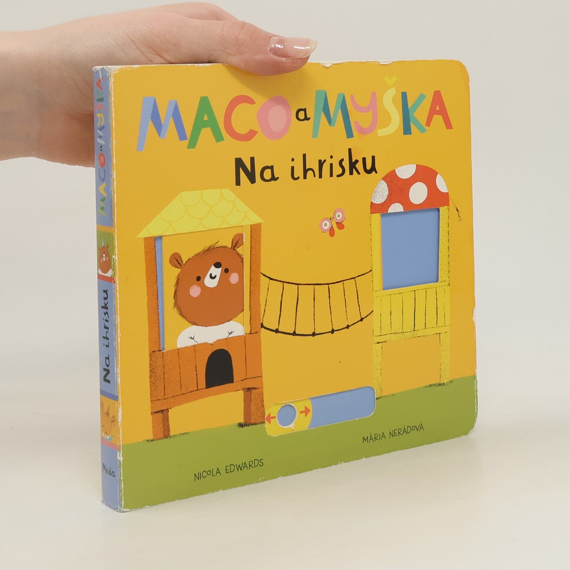 Nicola Edwards Maco a myška: Na ihrisku