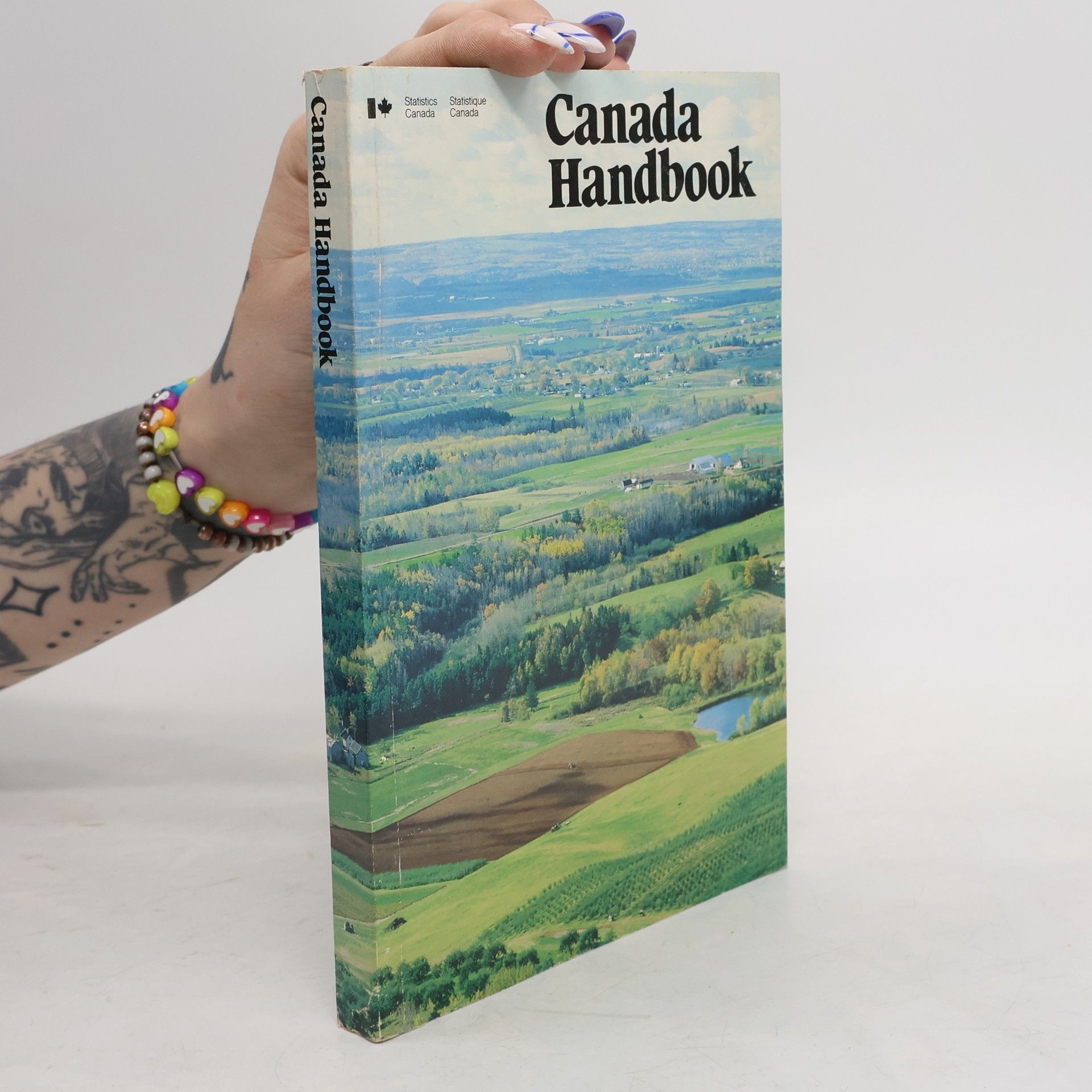 Collectif d'auteurs Canada Handbook