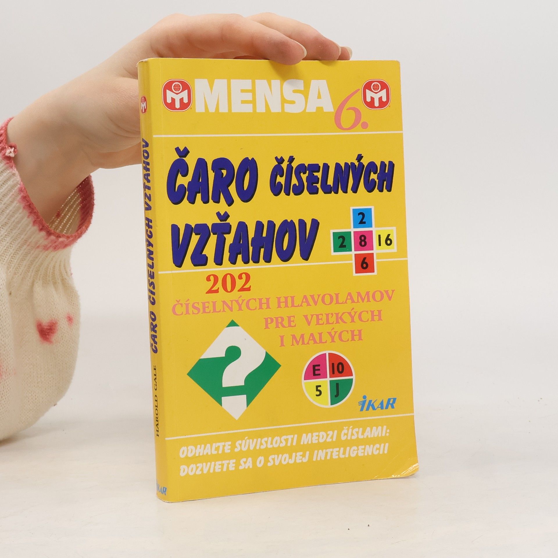Autorenkollektiv Čaro číselných vzťahov. 202 číselných hlavolamov pre velkých i malých