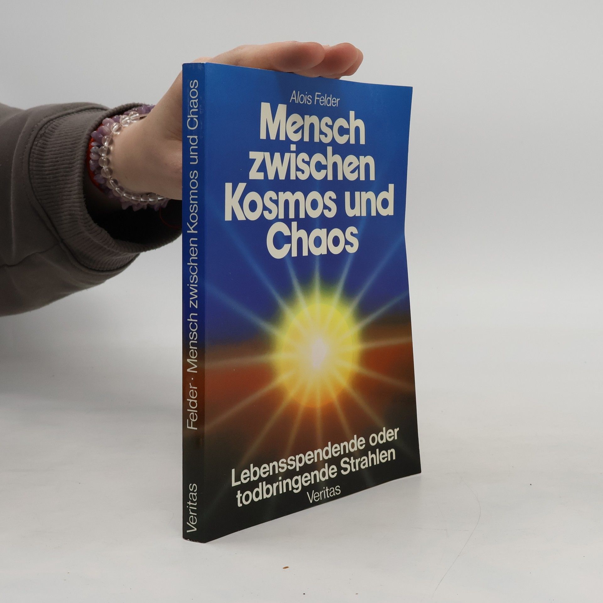 Mensch zwischen Kosmos und Chaos