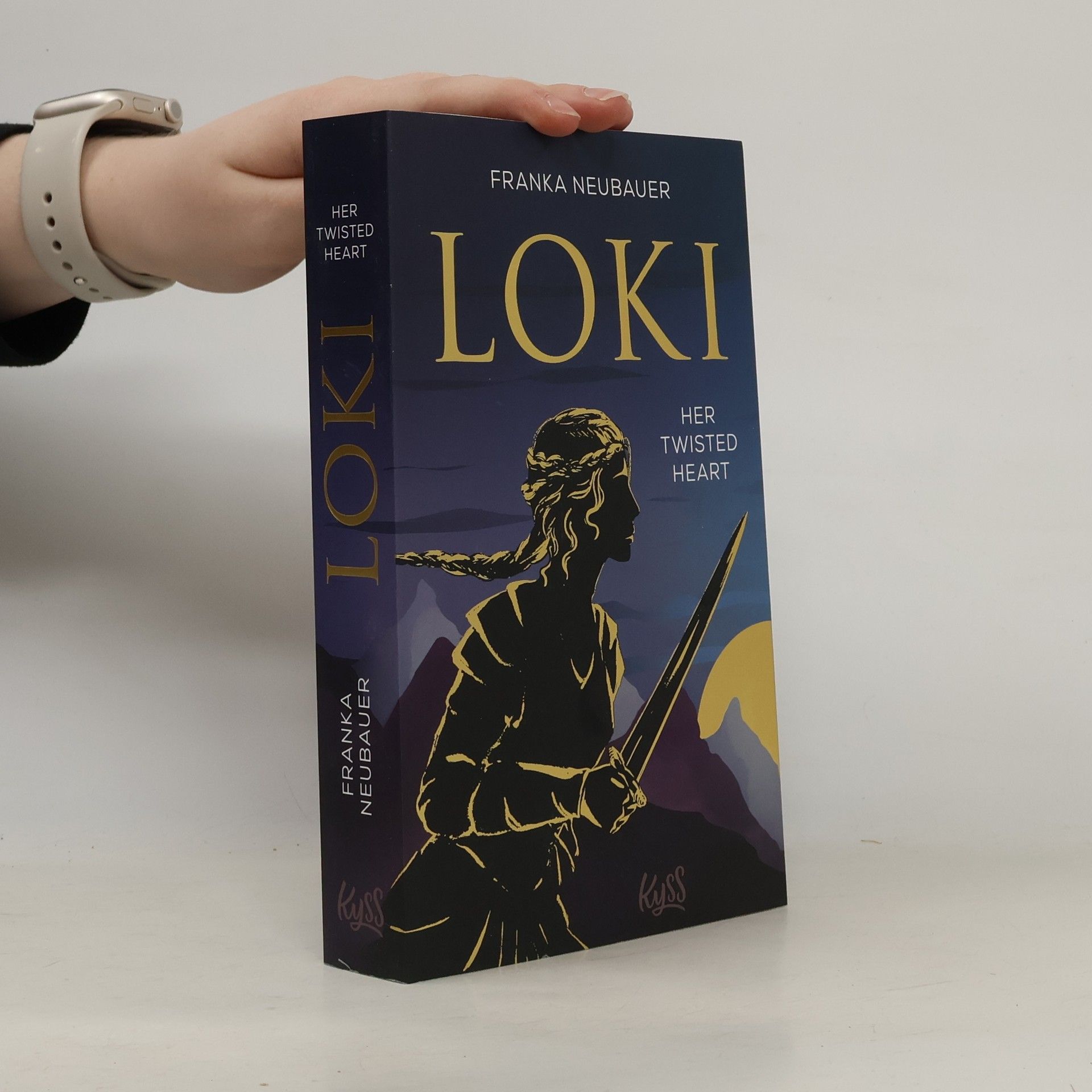Franka Neubauer Loki − Her Twisted Heart