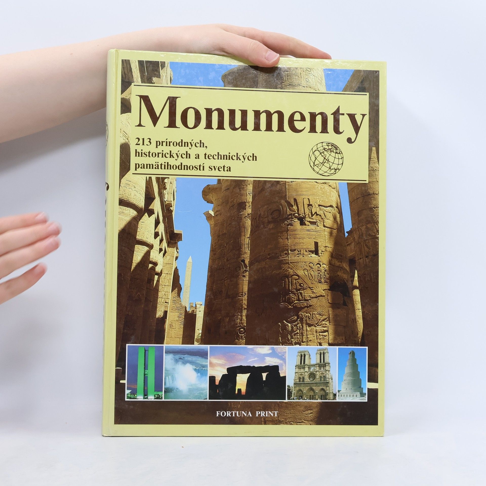 Monumenty. 213 přírodních, historických a technických pamětihodností světa