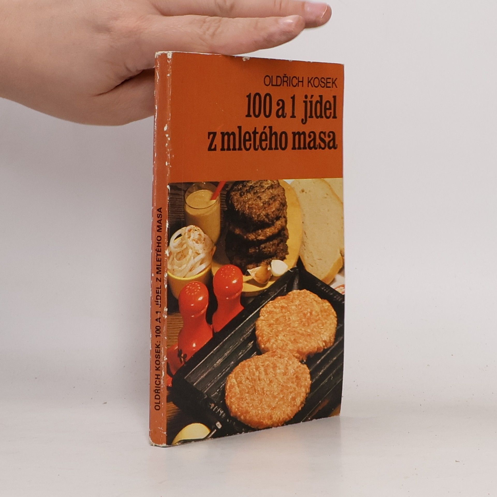 Oldřich Kosek 100 a 1 jídel z mletého masa