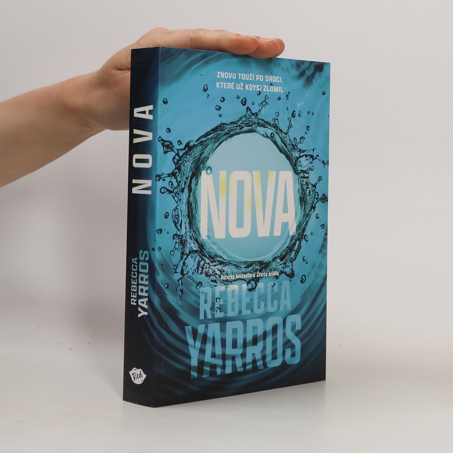 Rebecca Yarros Nova