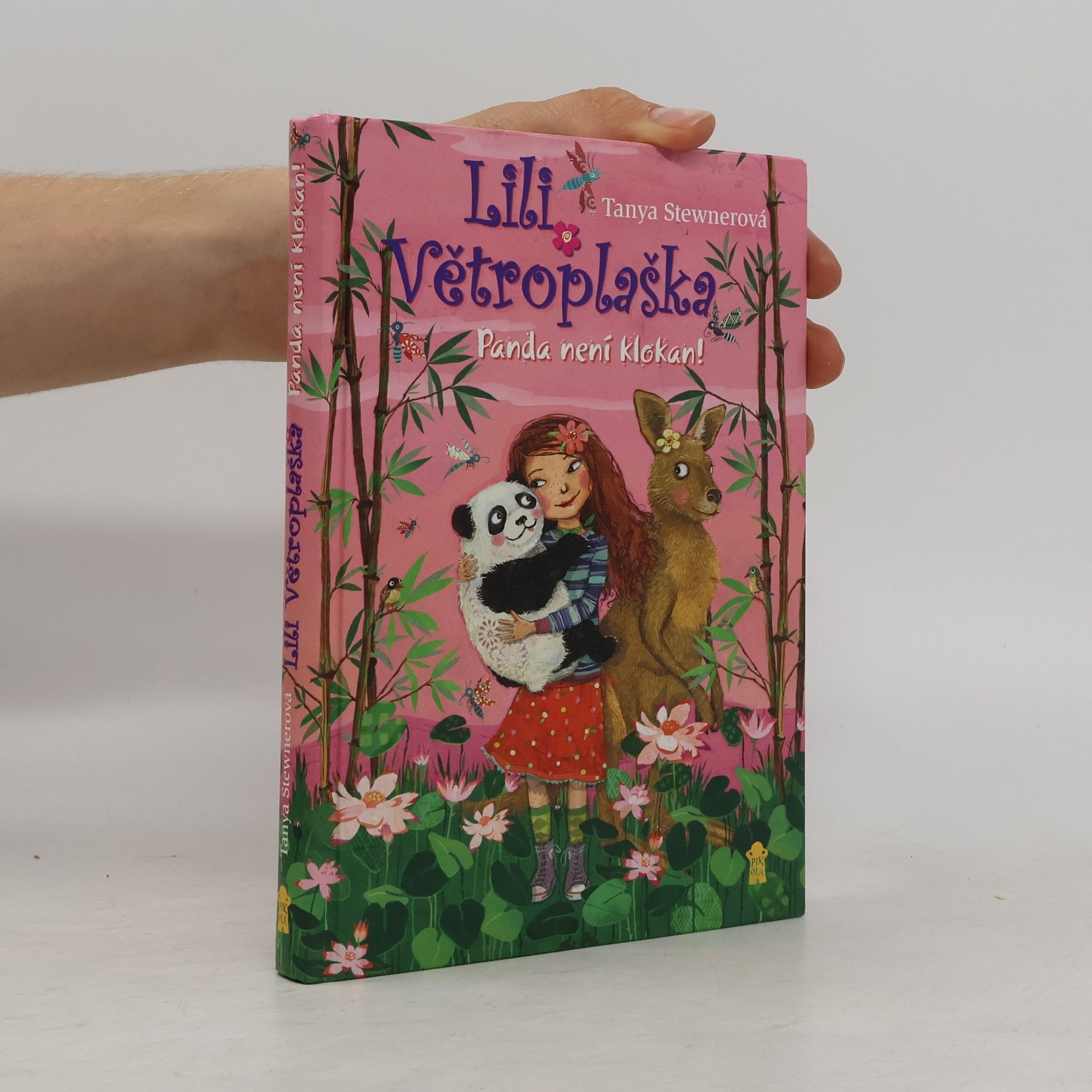 Tanya Stewner Lili Větroplaška. Panda není klokan!