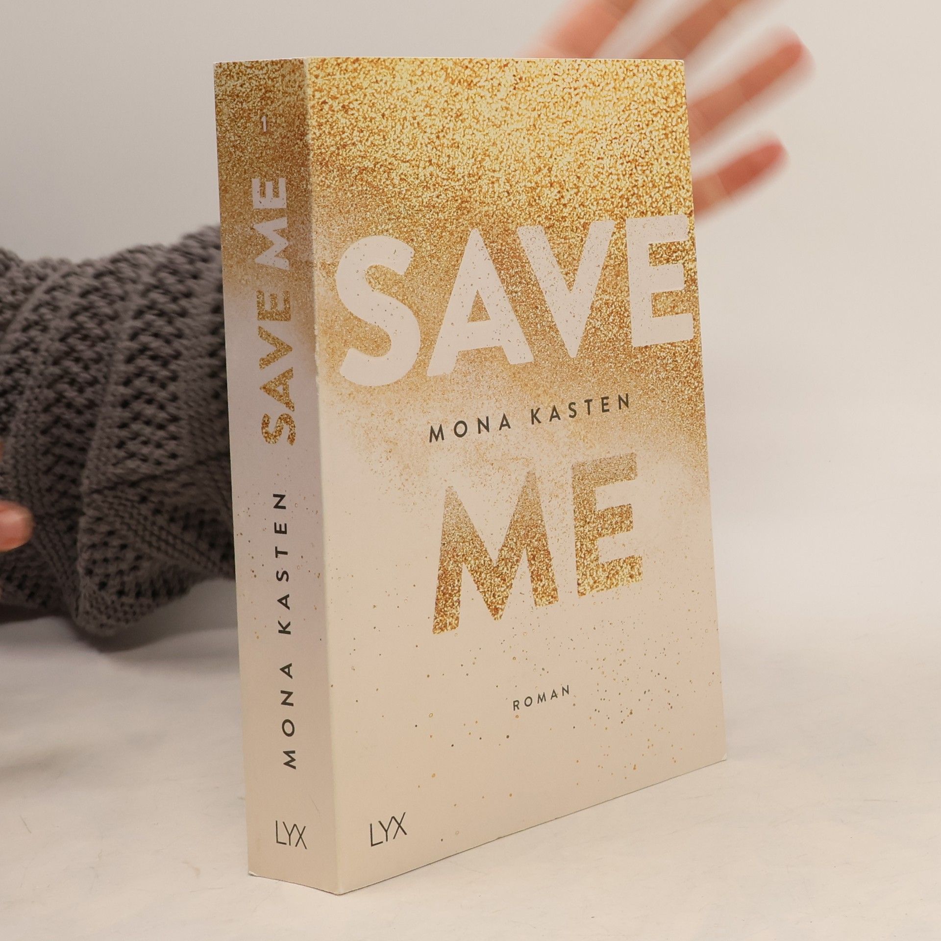 Mona Kasten Save Me
