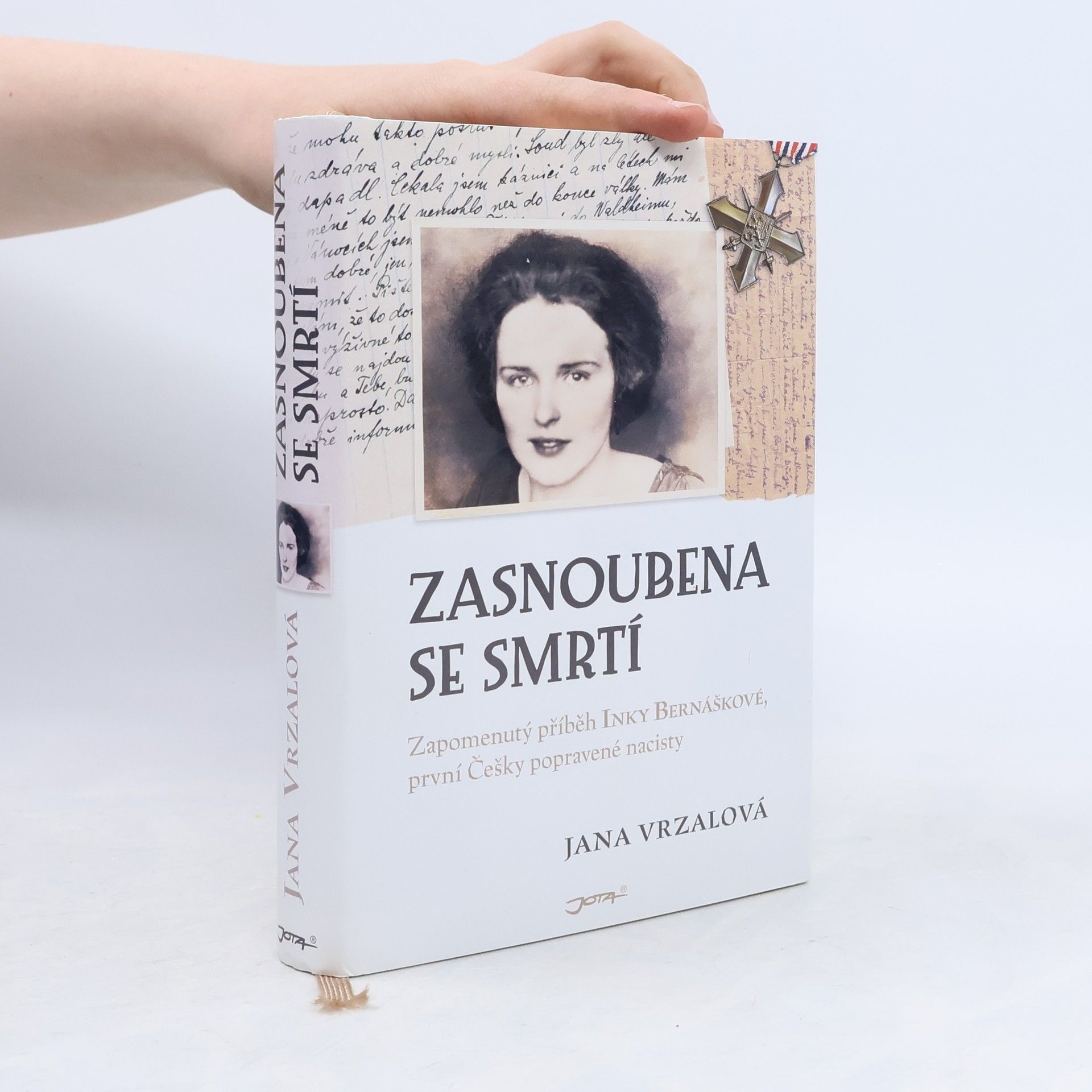 Jana Vrzalová Zasnoubena se smrtí